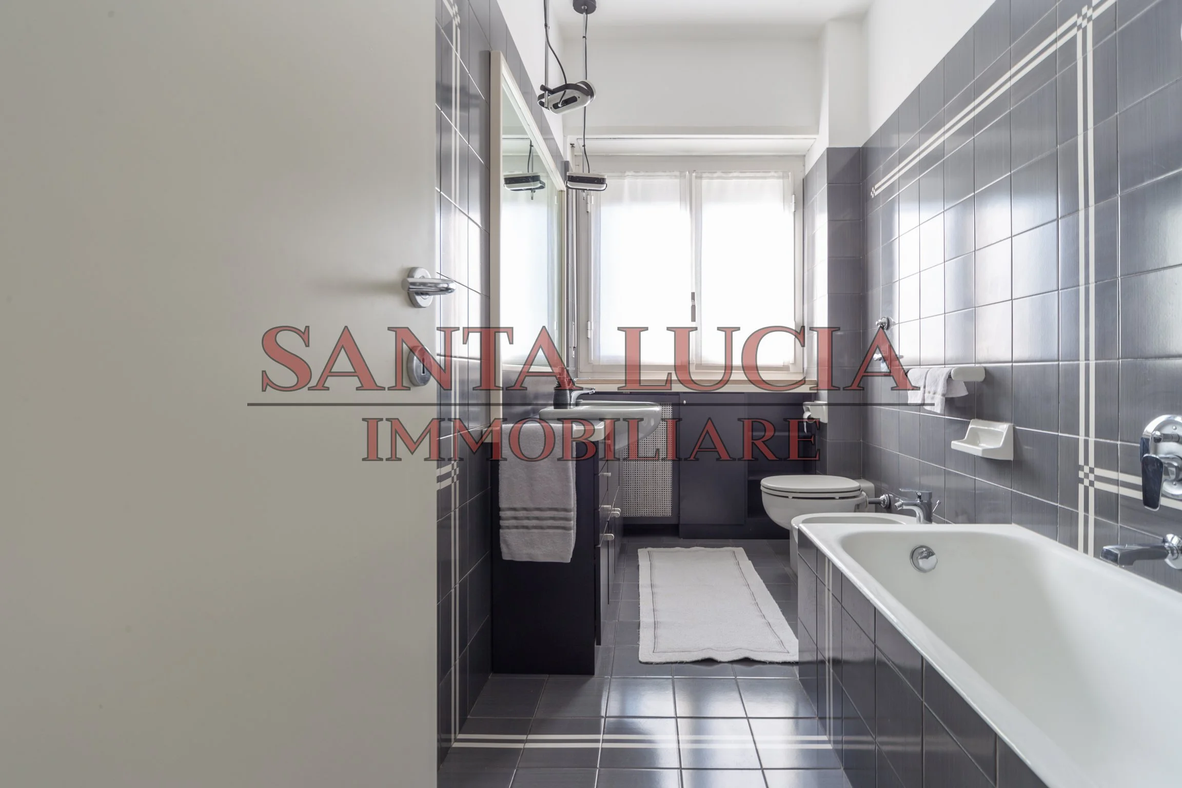 Luminoso quadrilocale di rappresentanza in affitto- Via Angelo Michele Grancini 4 - Milano - Santa Lucia Immobiliare