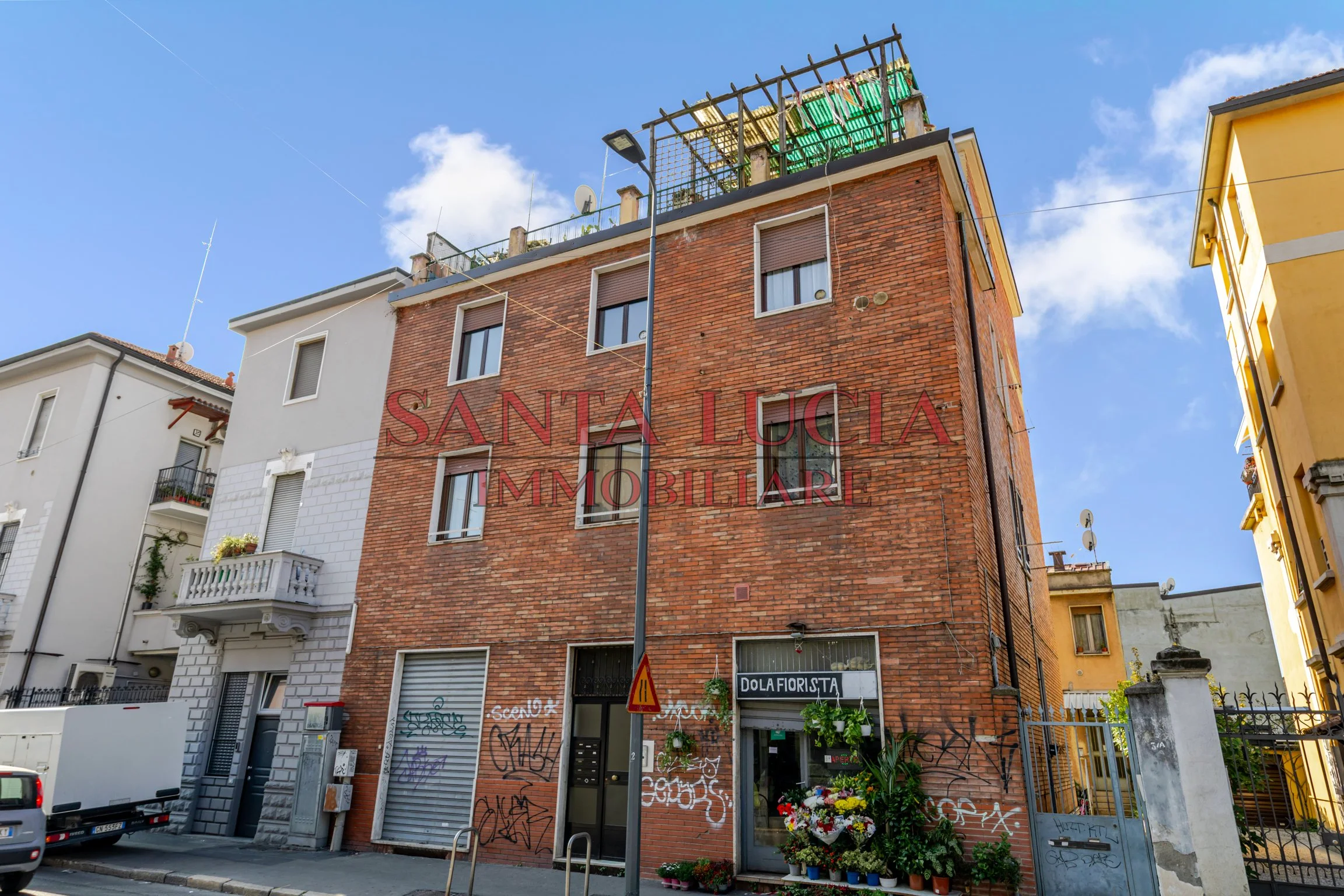 Via Cesare Arici 3 - Monolocale ristrutturato - Santa Lucia Immobiliare