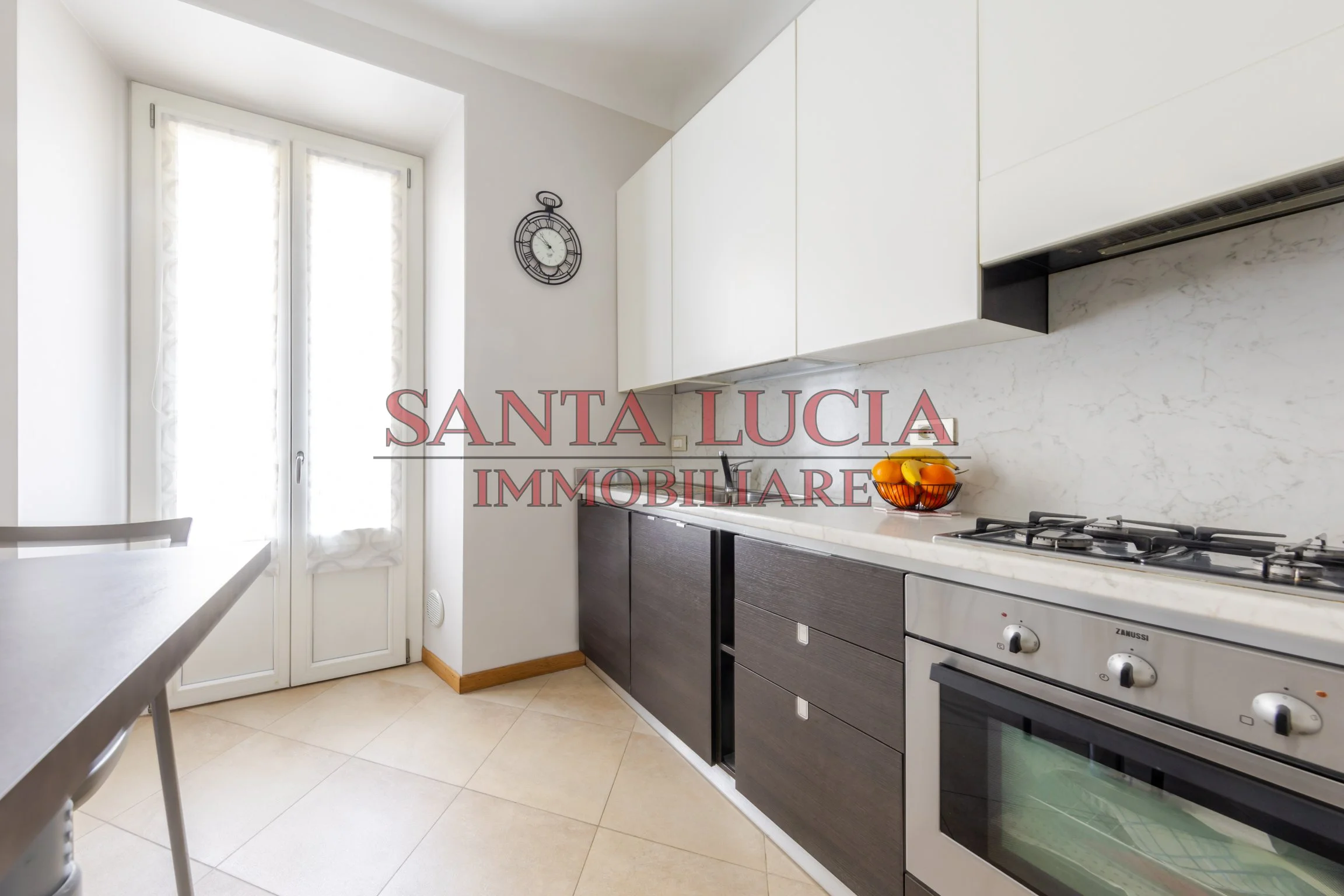 AMPIO ED ELEGANTE BILOCALE - VIA ROSMINI 1/A - SANTA LUCIA IMMOBILIARE
