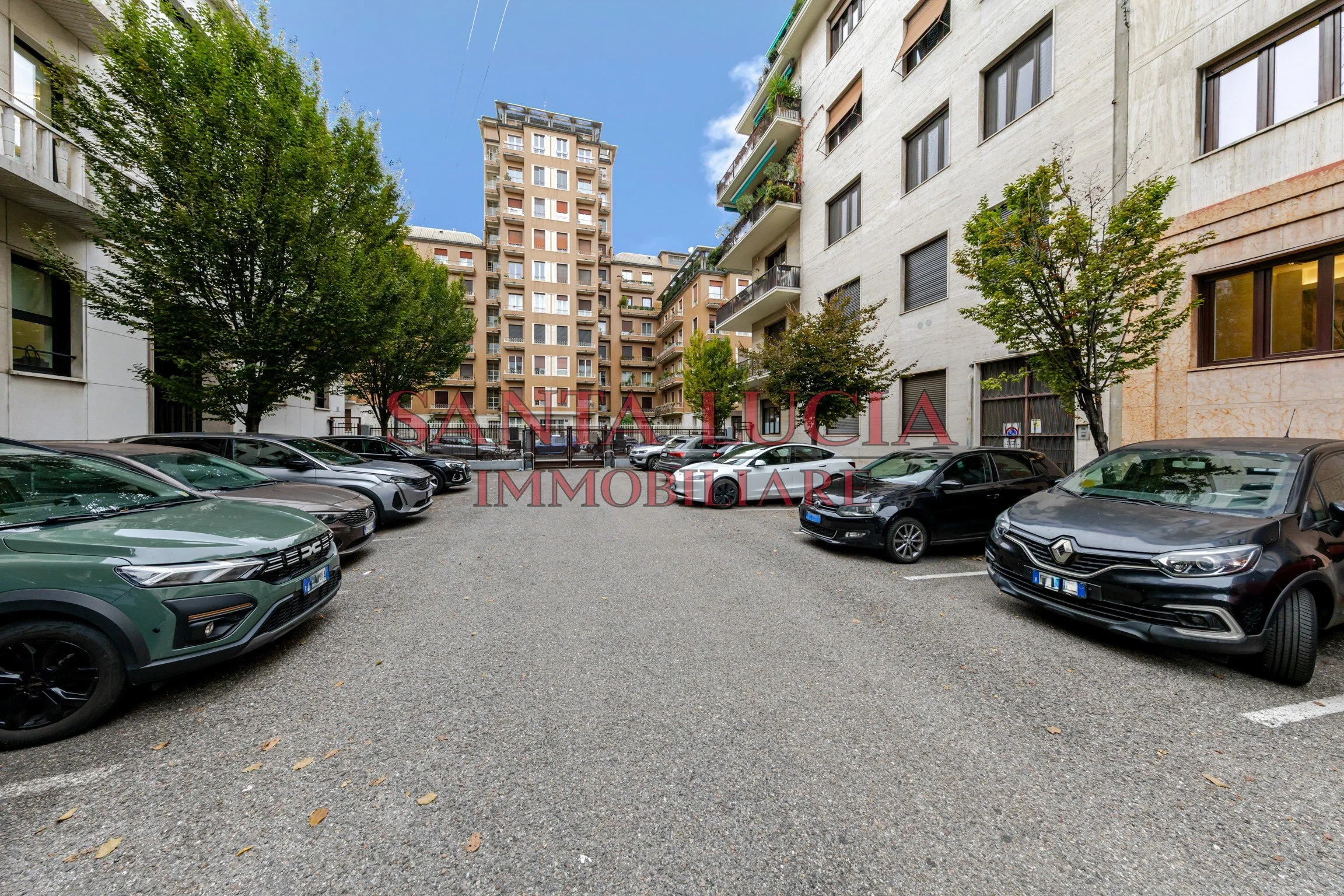 Via Mauro Macchi 58 - Trilocale ristrutturato con terrazzo e posto auto - Santa Lucia Immobiliare