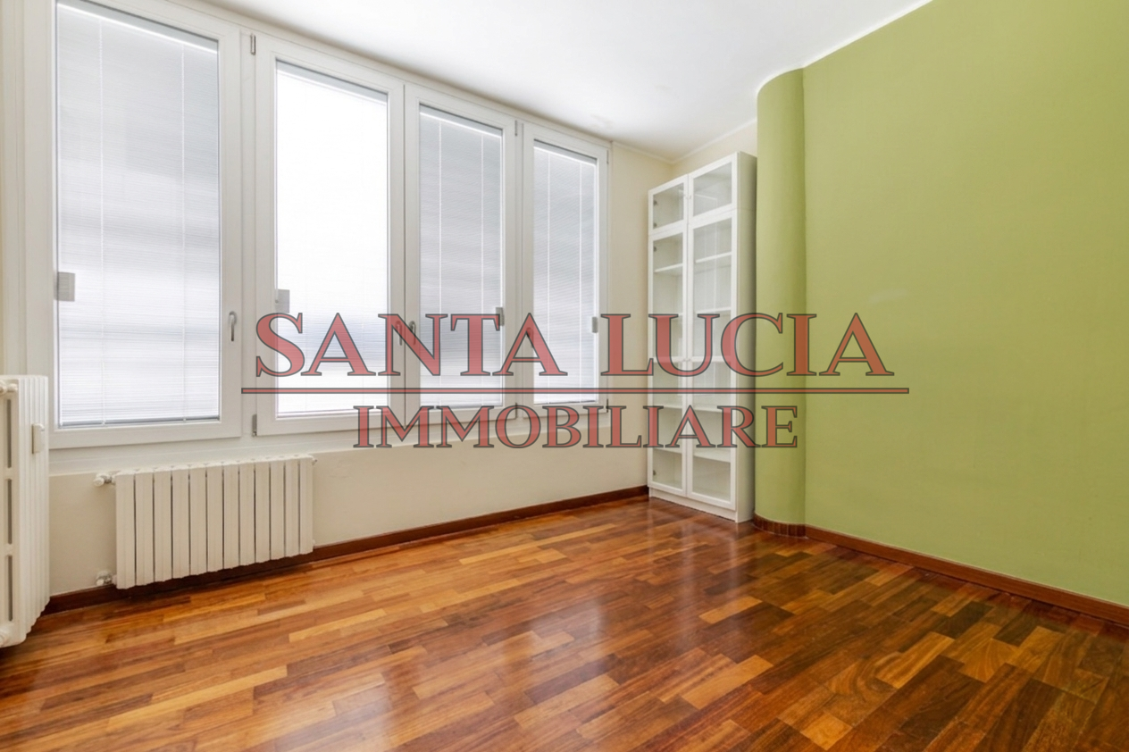 Via Giovanni Masera 10 - Attico unico al piano con terrazzo - Morgagni/Buenos Aires