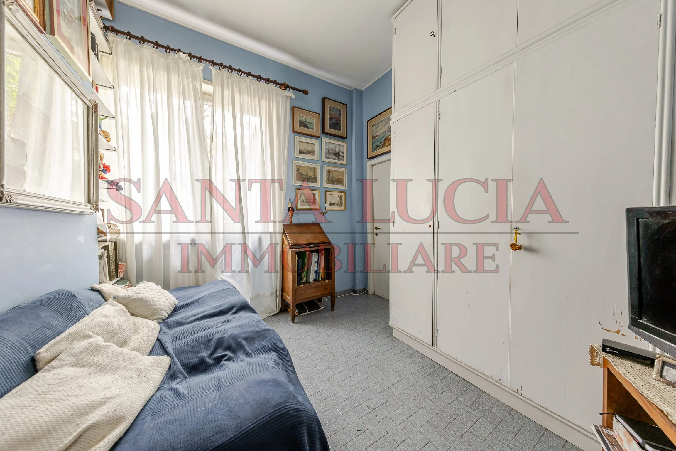 Elegante quadrilocale da ristrutturare in Via Alberto Mario 6 - In vendita - Santa Lucia Immobiliare