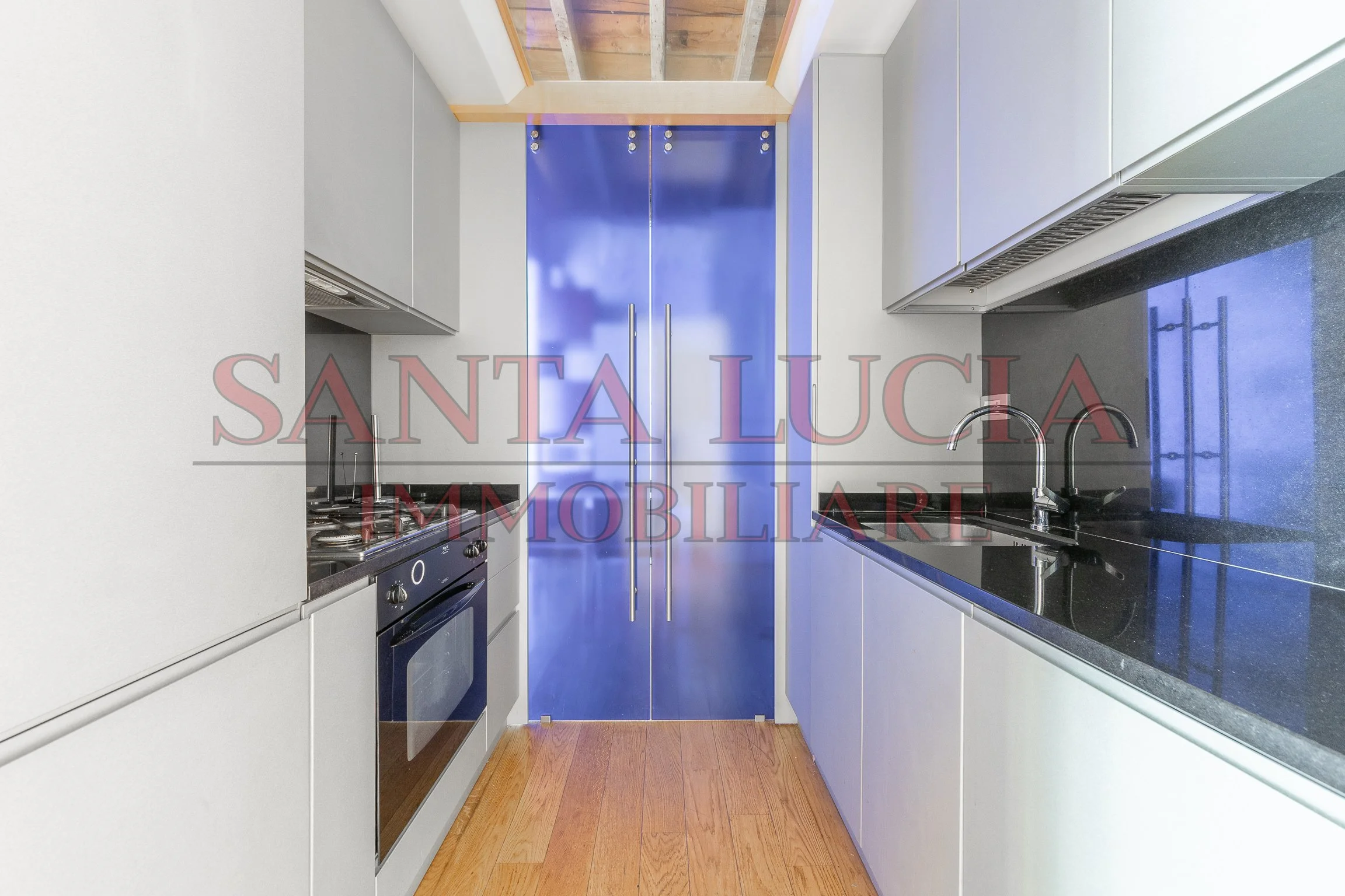 Elegante bilocale arredato - Via Carlo Ravizza 21 - Santa Lucia Immobiliare