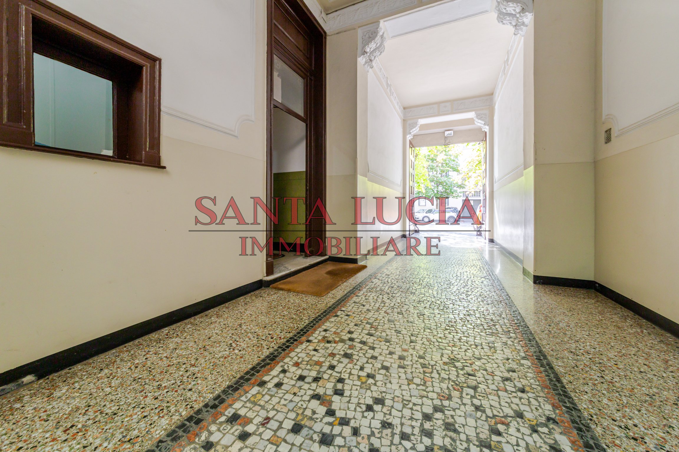 Elegante monolocale - Via Ruggiero Settimo 4 - Santa Lucia Immobiliare