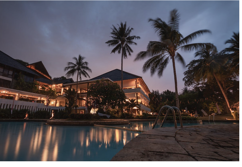 Hospitality example 2 from pexels.com.png