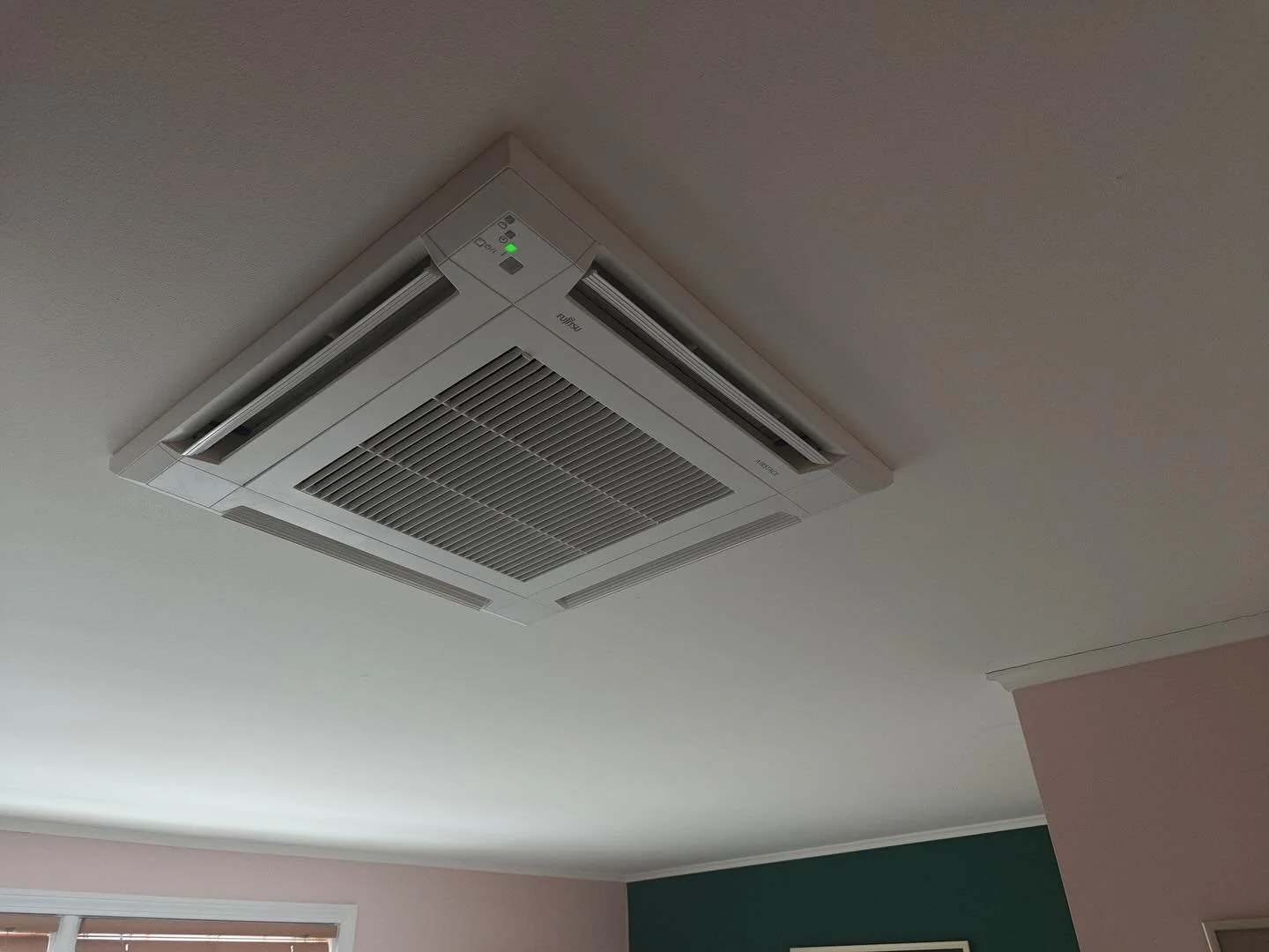 Ceiling cassette heat pumps deliver quiet, even heating &amp; cooling&mdash;without taking up wall space!

Modern comfort, hidden in plain sight. ❄️🔥
📲 Reach out to learn more!
#UnityHeatPumps #NH