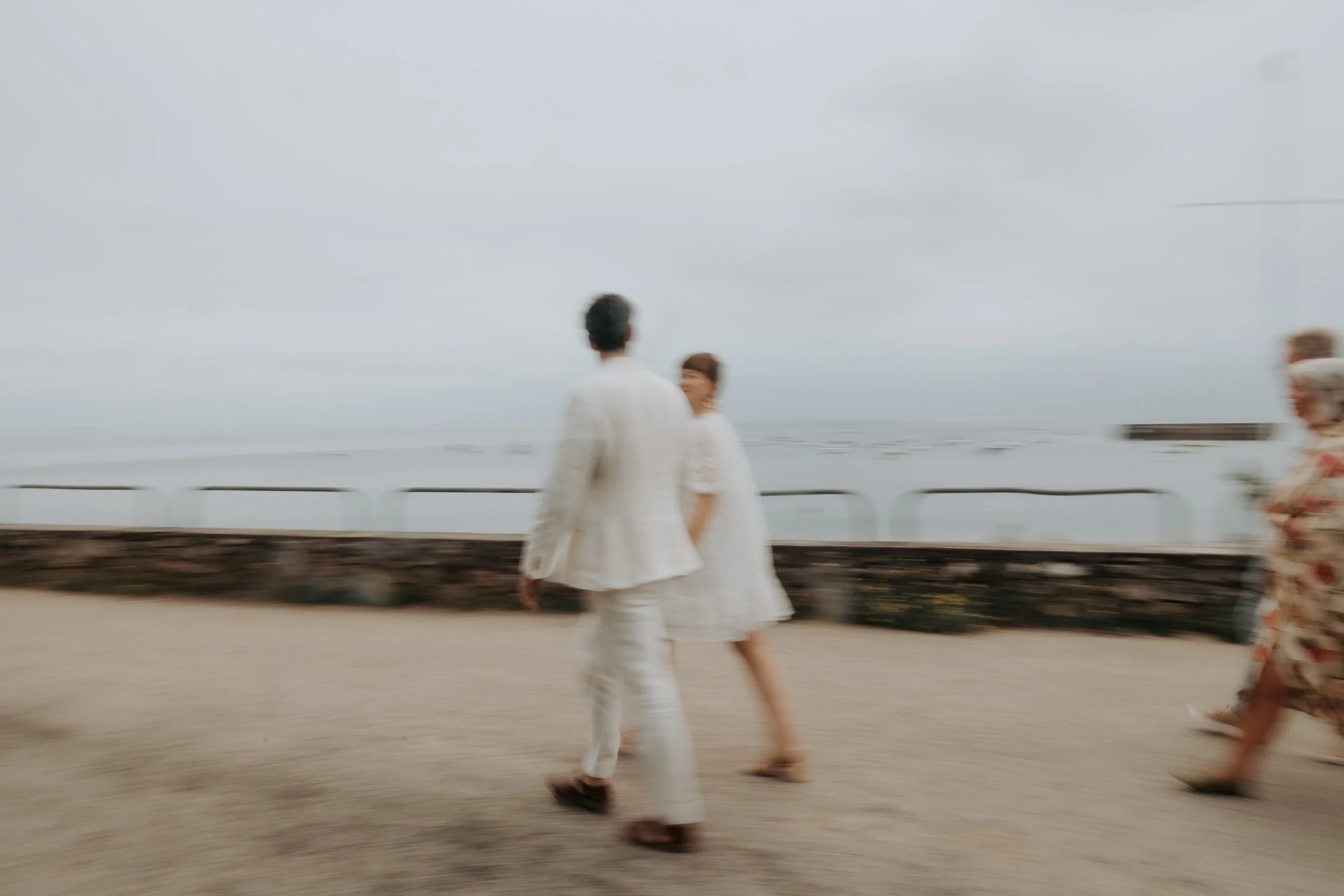 Un couple le jour de leur mariage en bretagne