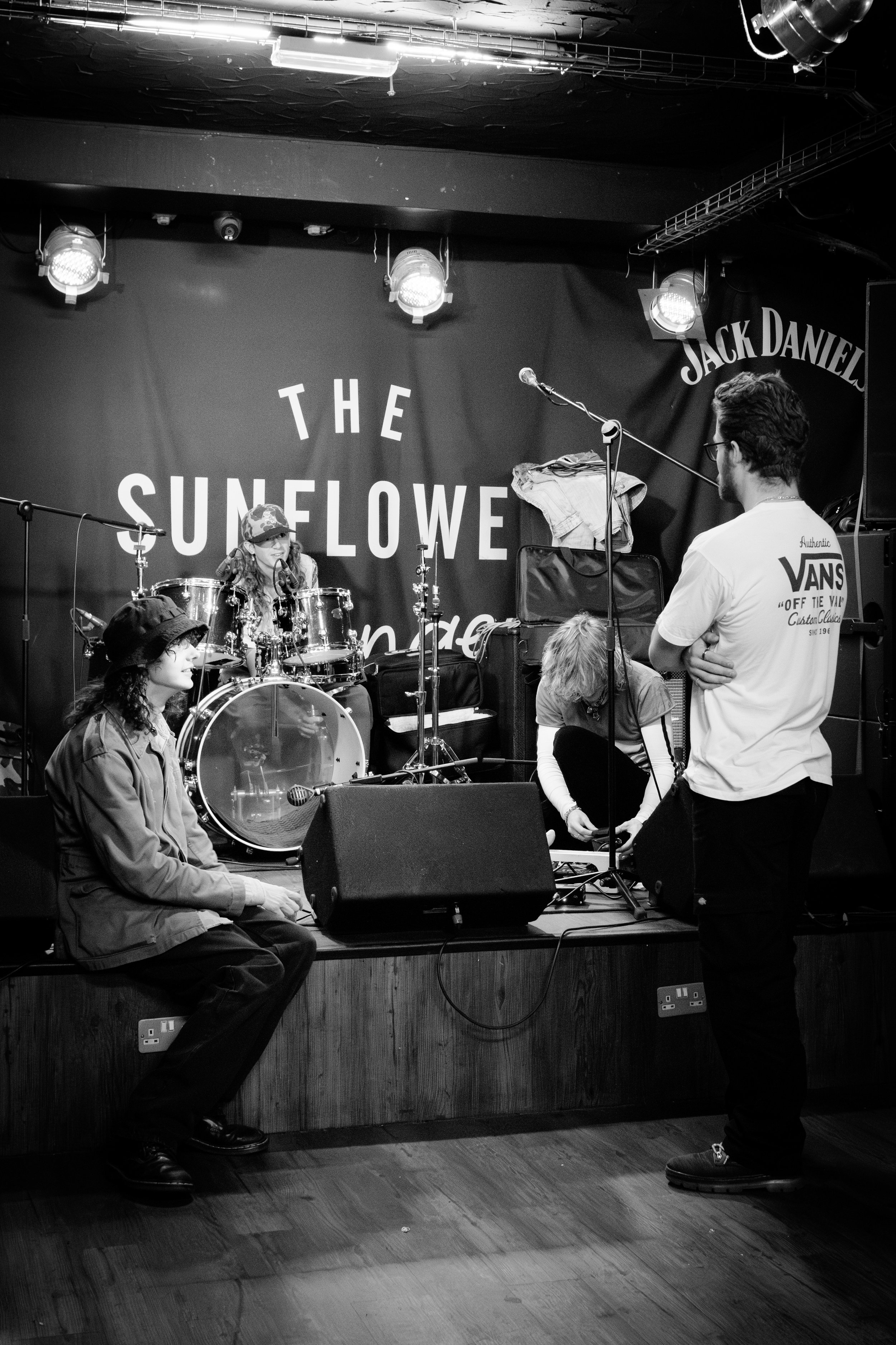 glenn soundcheck shoot-100.jpg