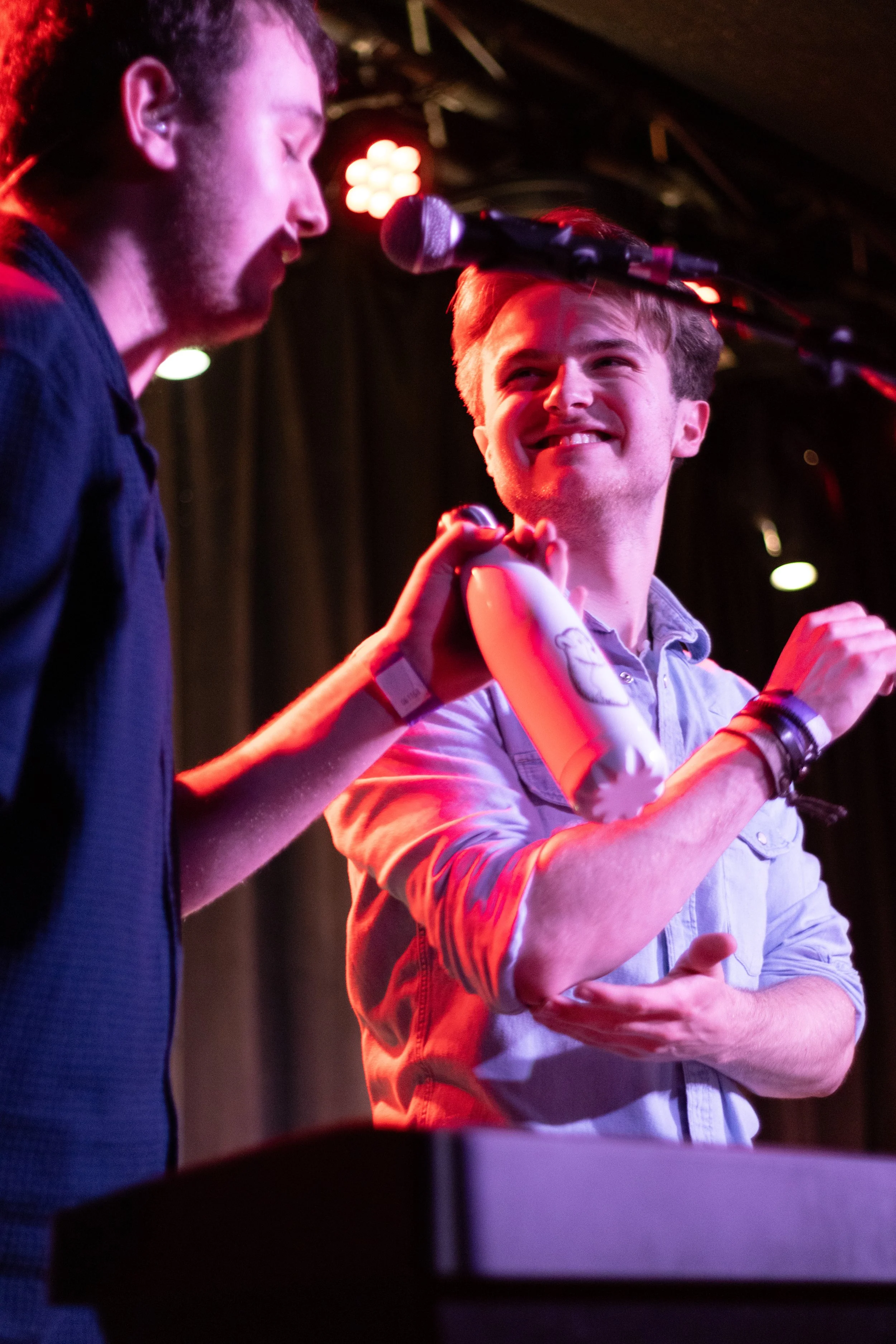 wooden dog o2 academy -62.jpg