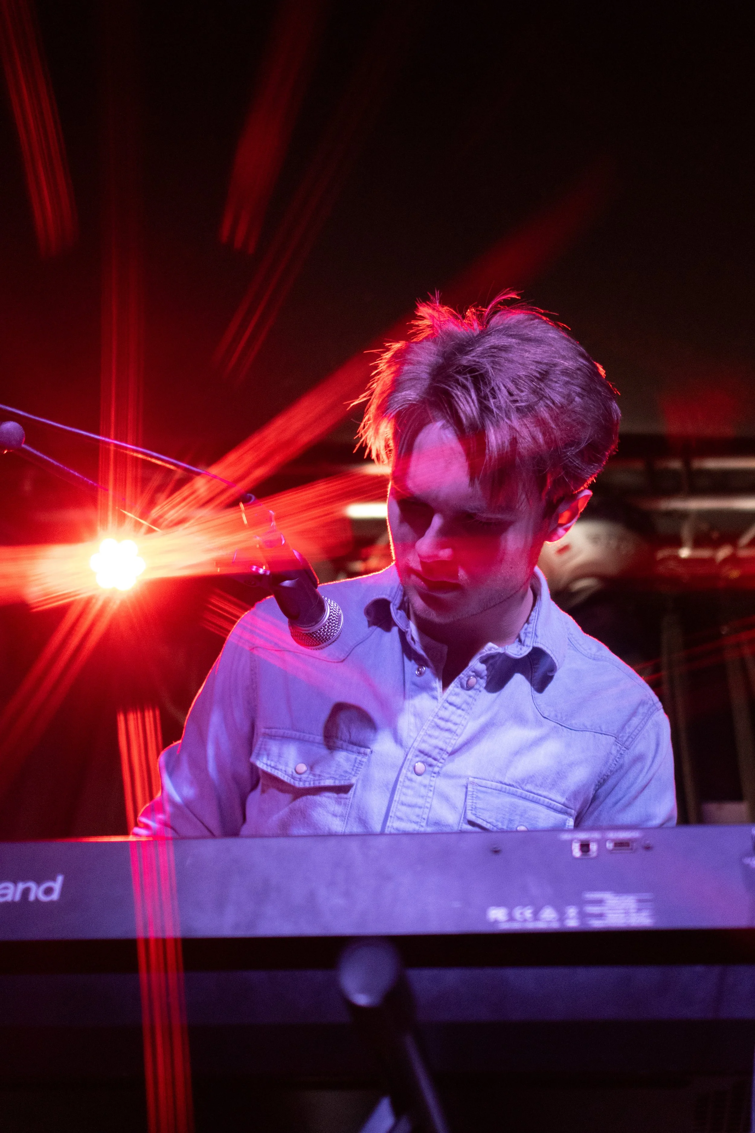 wooden dog o2 academy -49.jpg