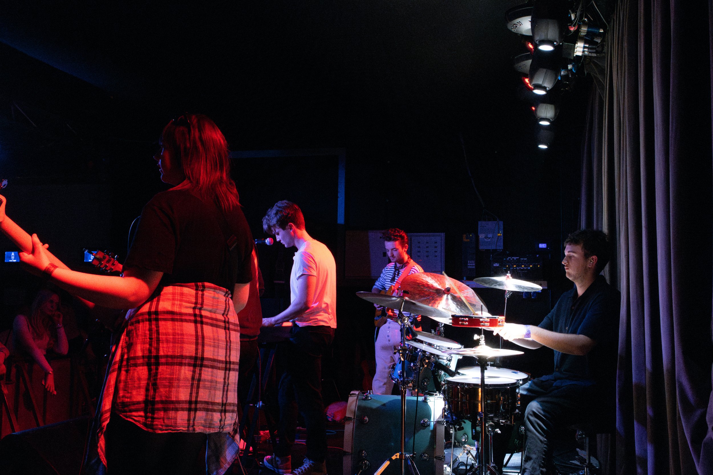 wooden dog o2 academy -95.jpg