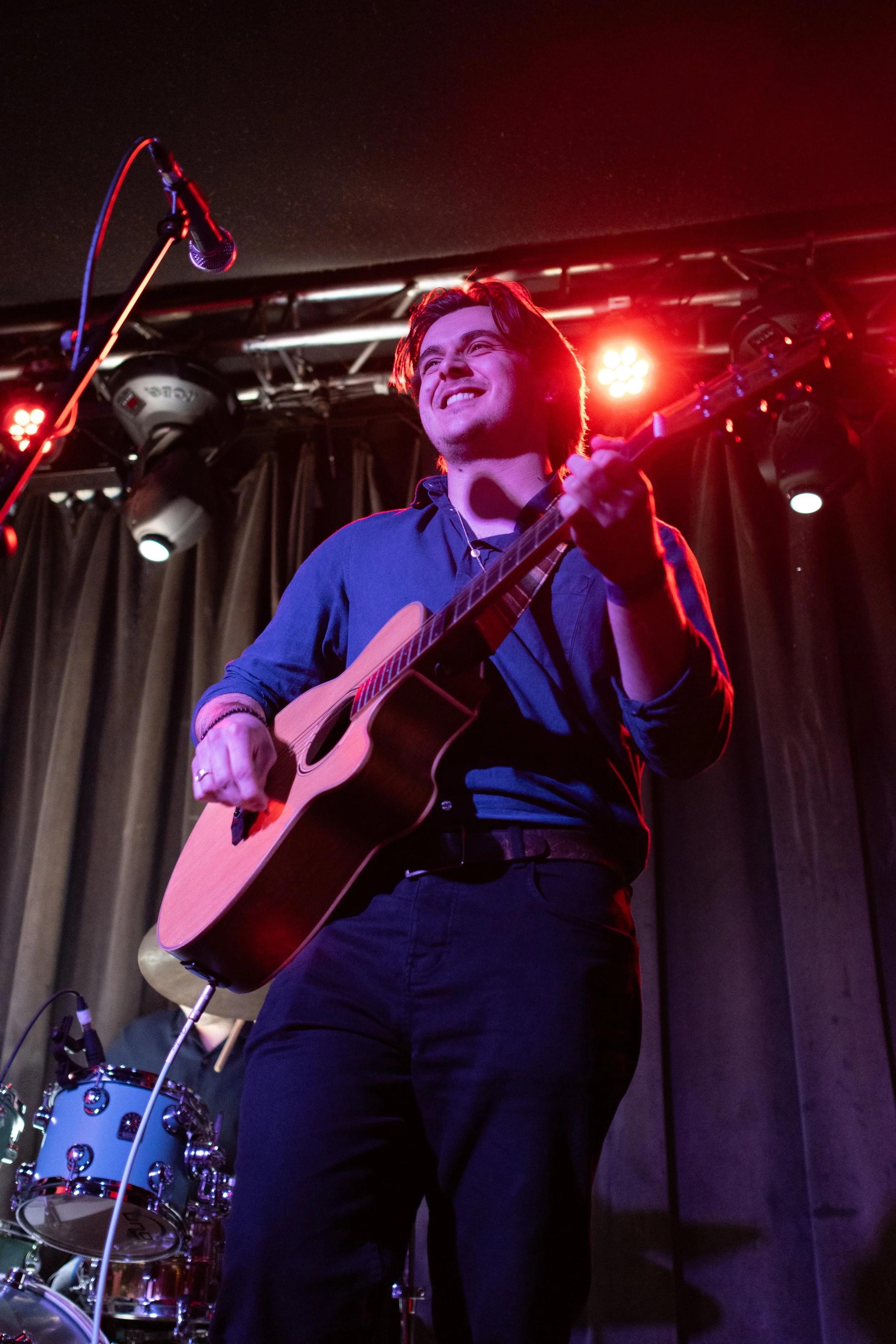 wooden dog o2 academy -37.jpg