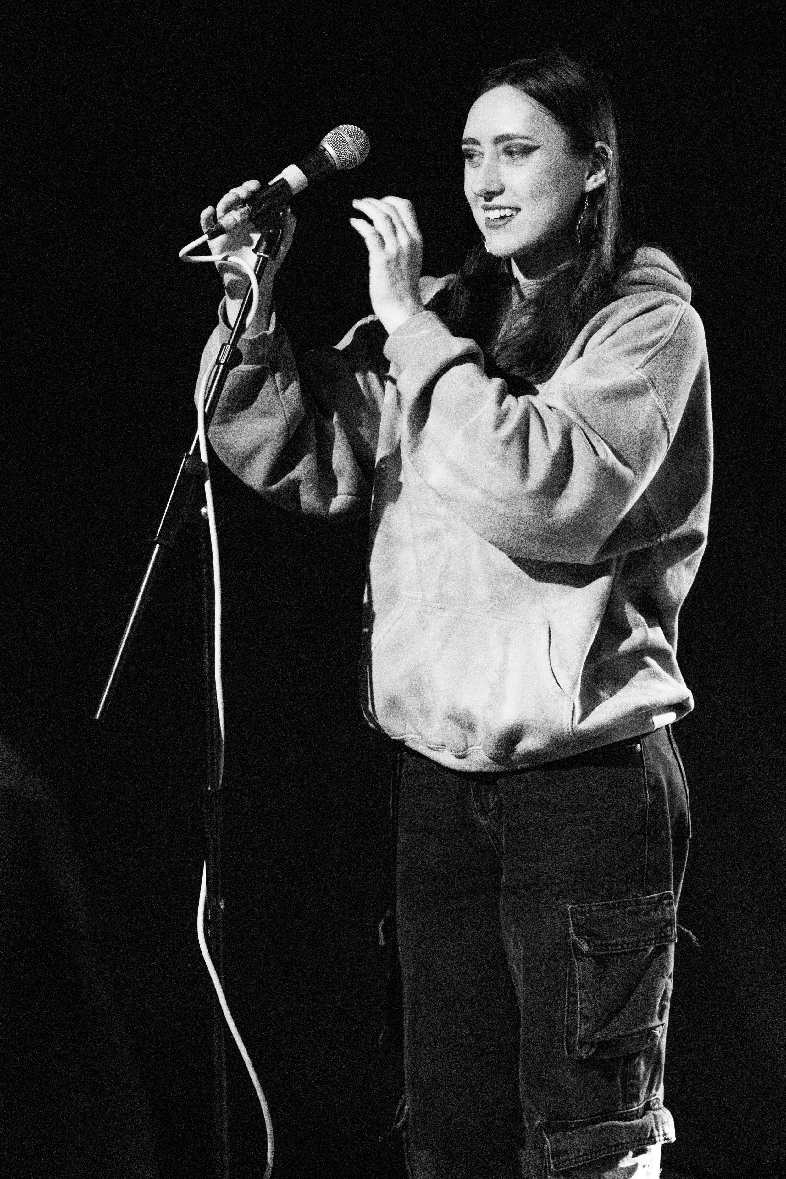 ellie soundcheck -63.jpg