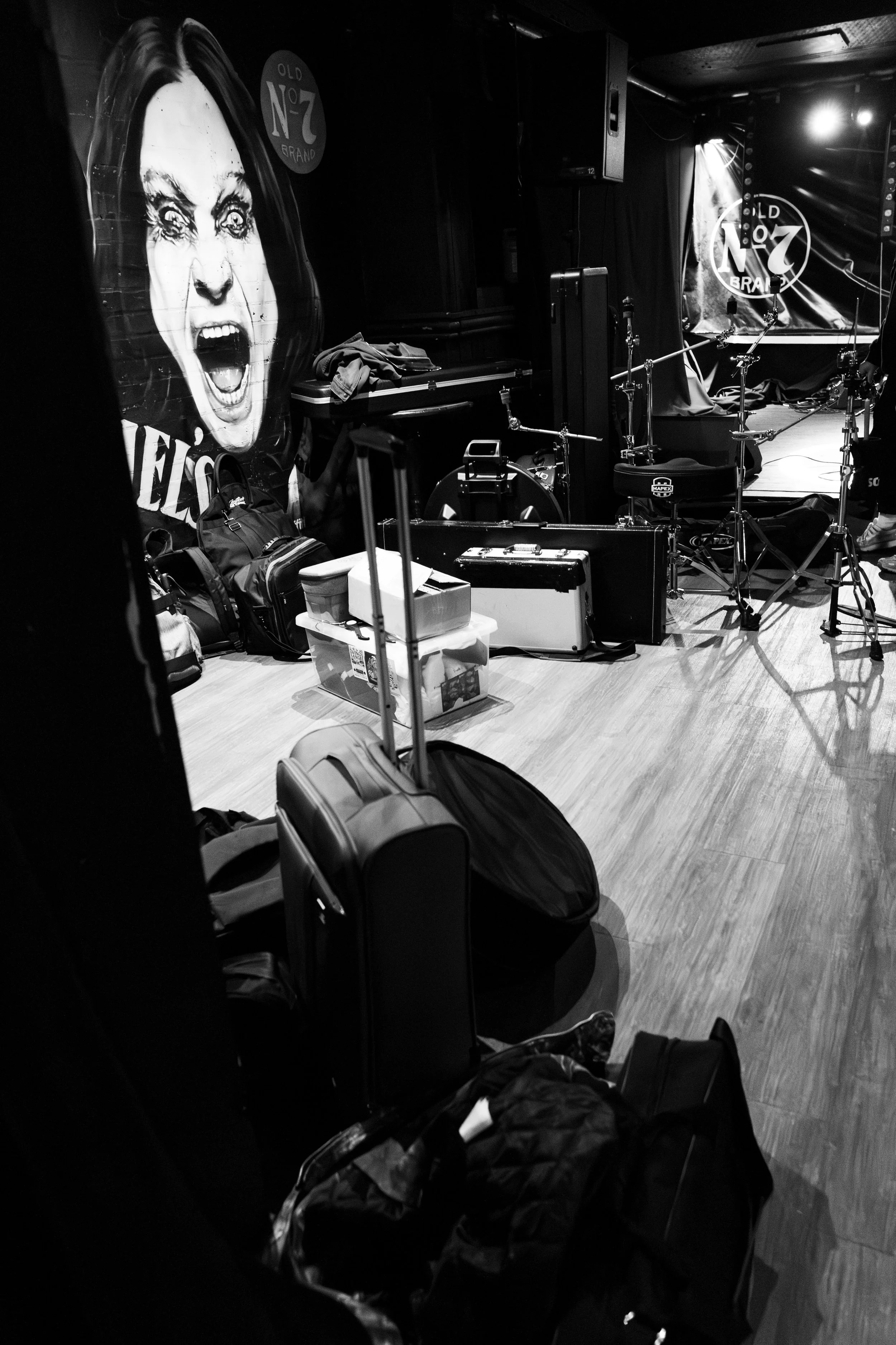 ellie soundcheck -07.jpg