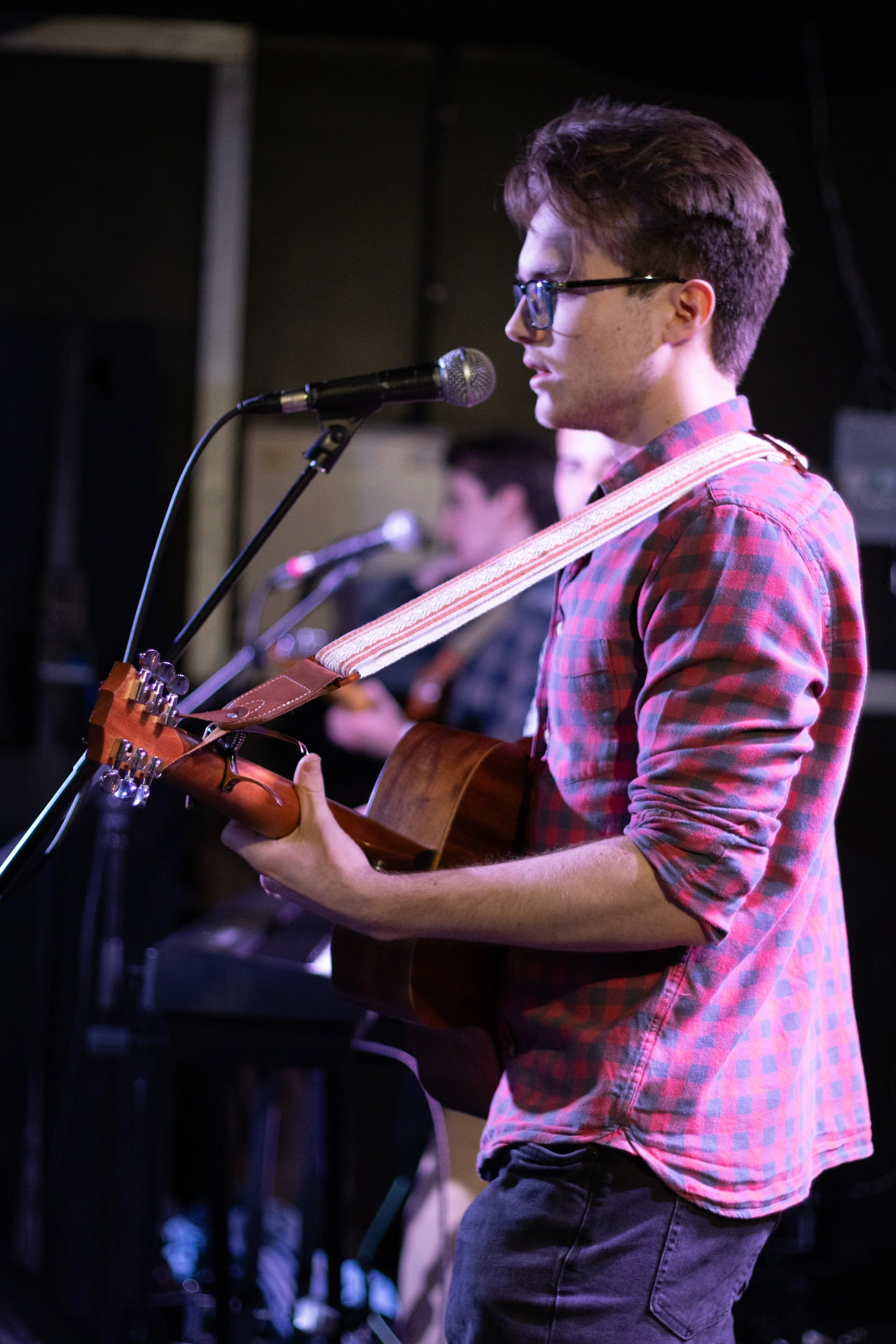 wooden dog o2 academy -25.jpg