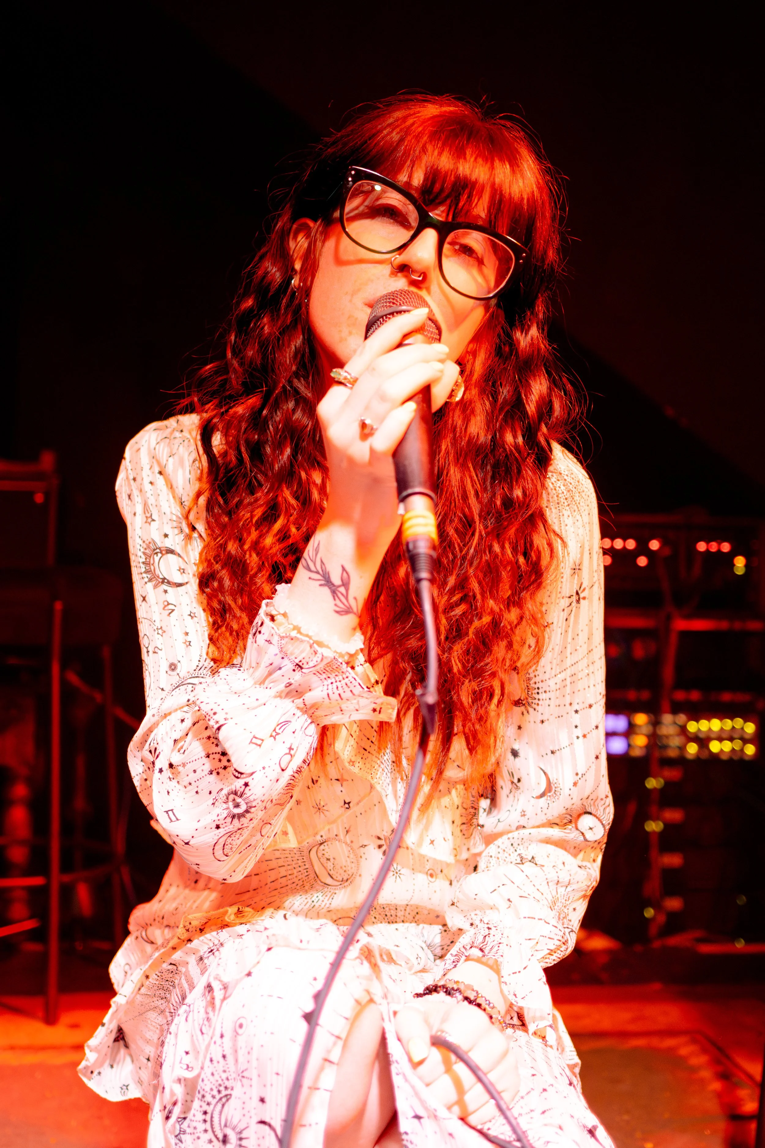 erin lilly compact-2.jpg