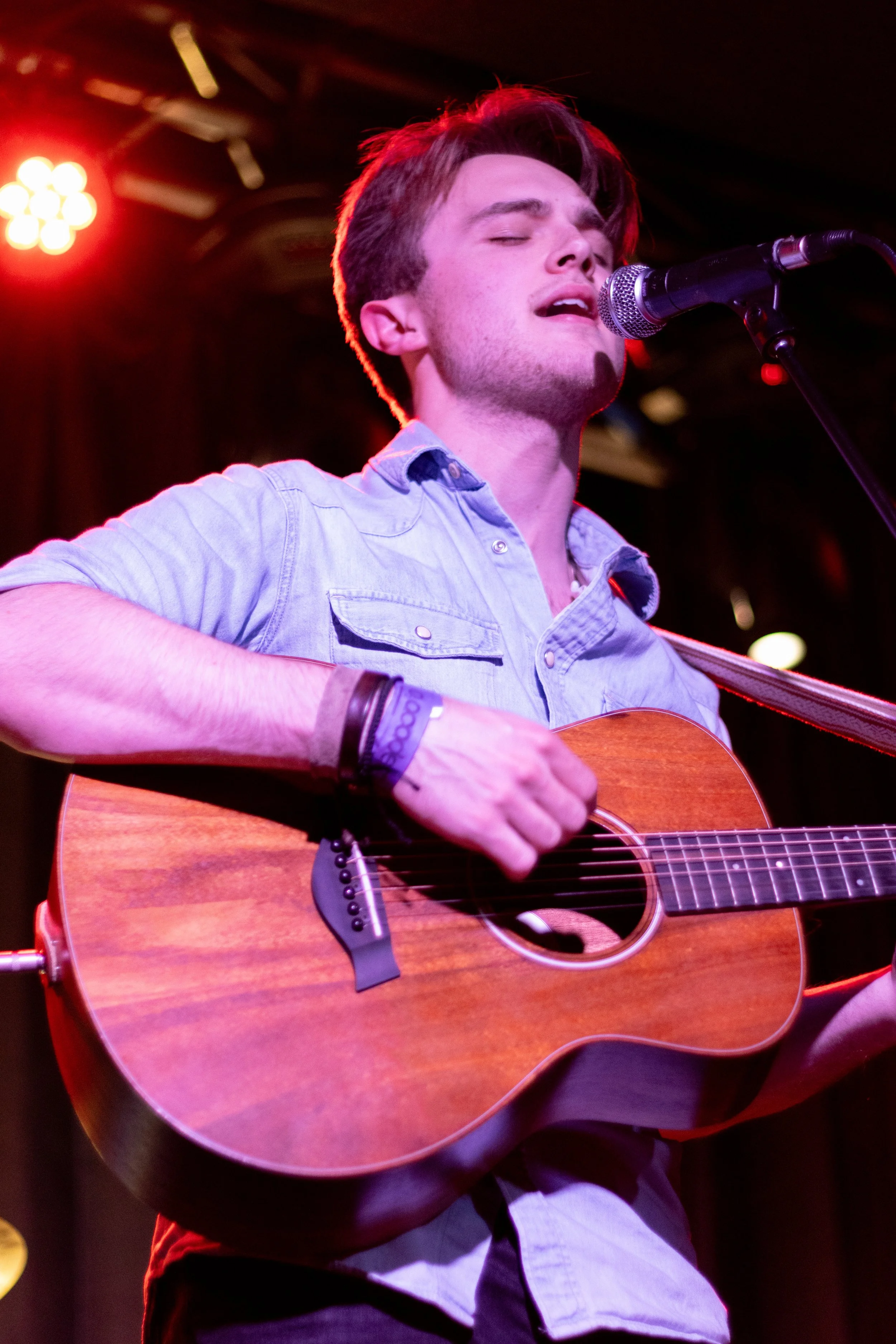 wooden dog o2 academy -76.jpg