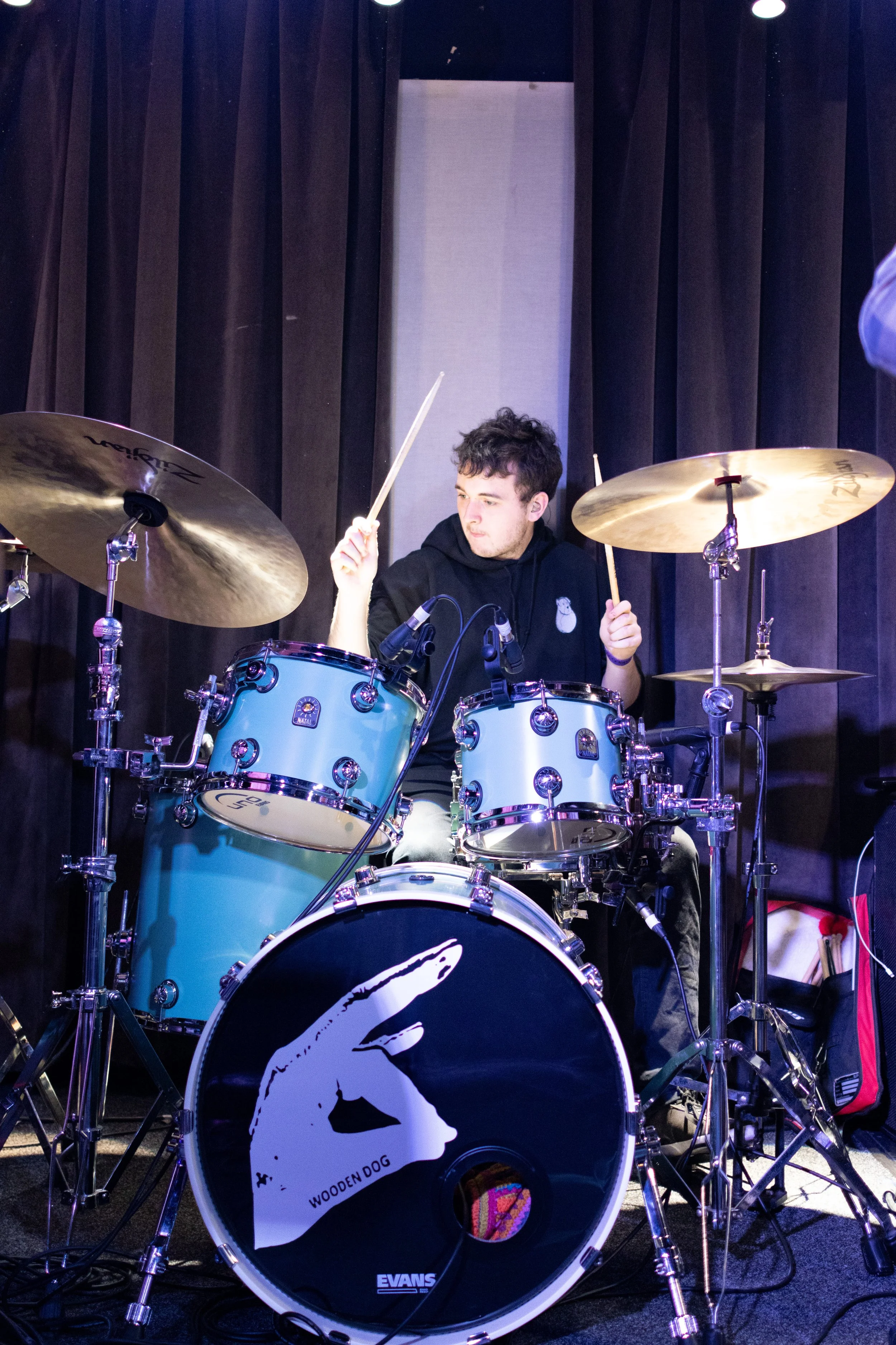 wooden dog o2 academy -21.jpg