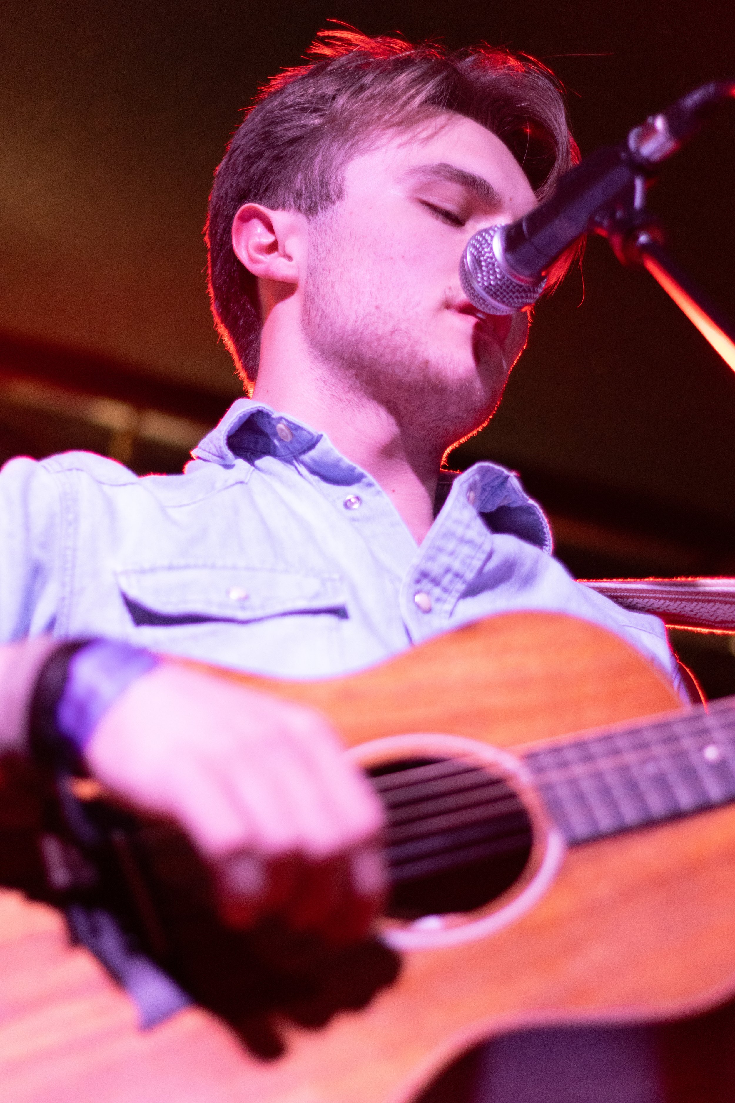 wooden dog o2 academy -79.jpg