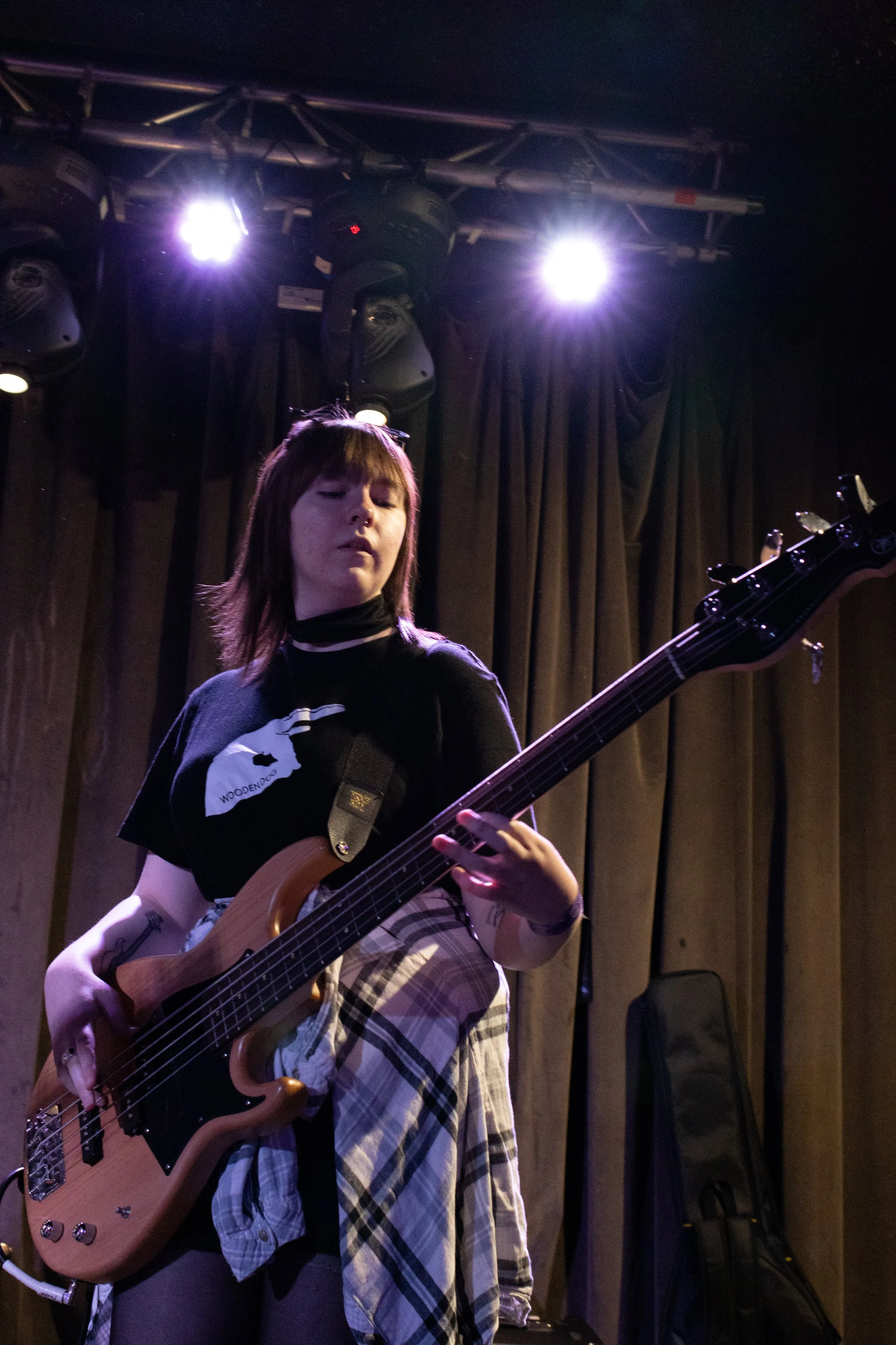 wooden dog o2 academy -20.jpg