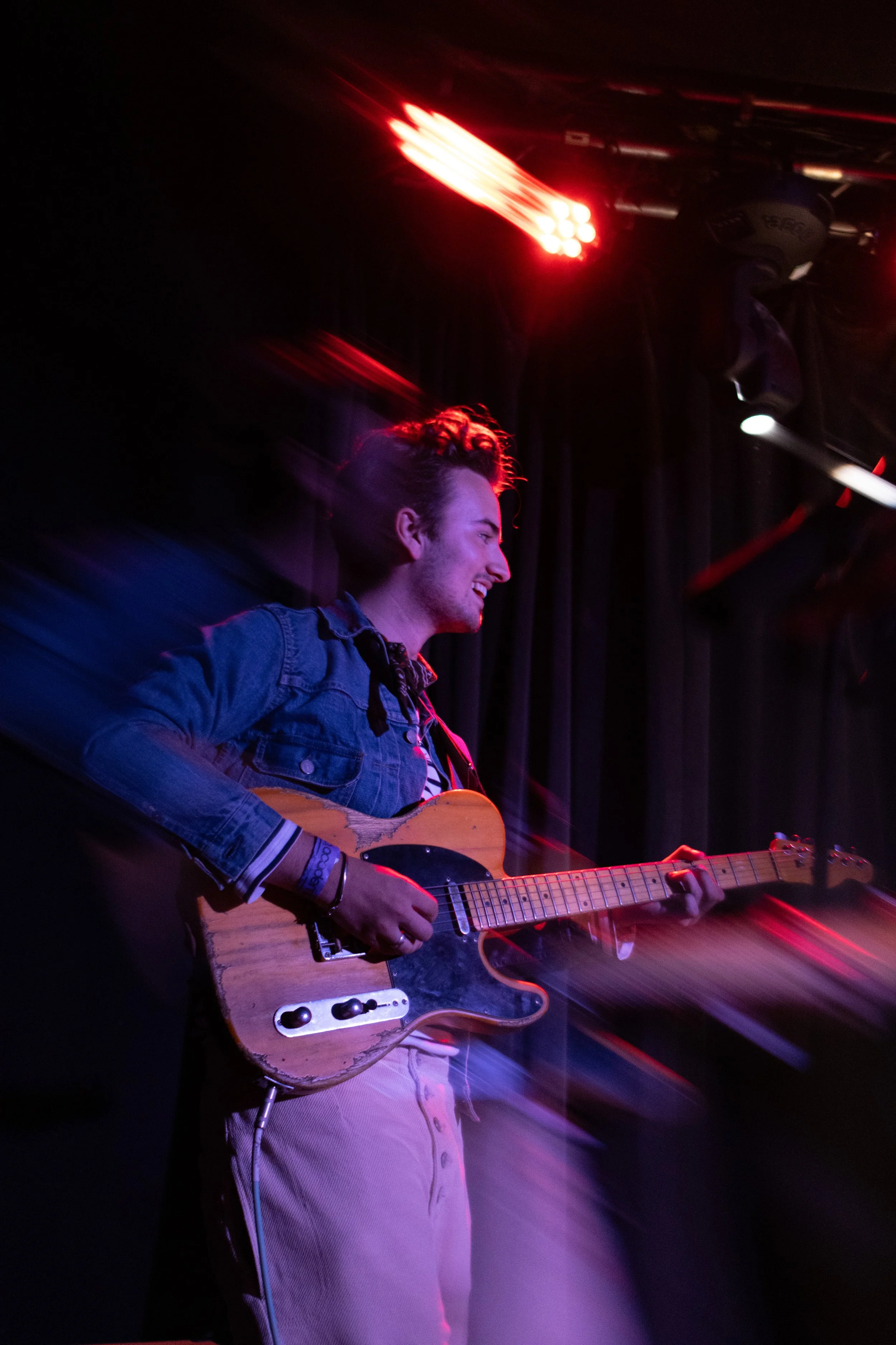 wooden dog o2 academy -52.jpg