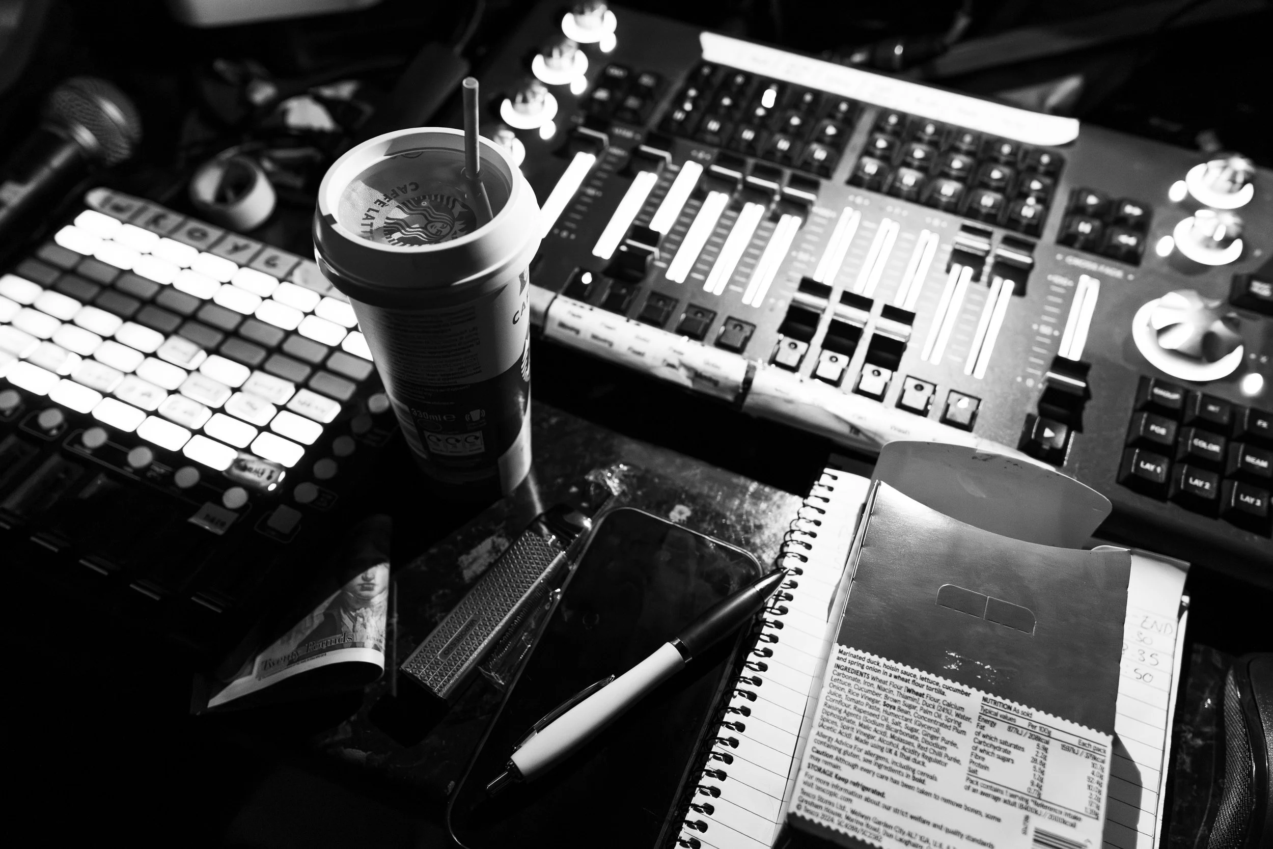 ellie soundcheck -02.jpg