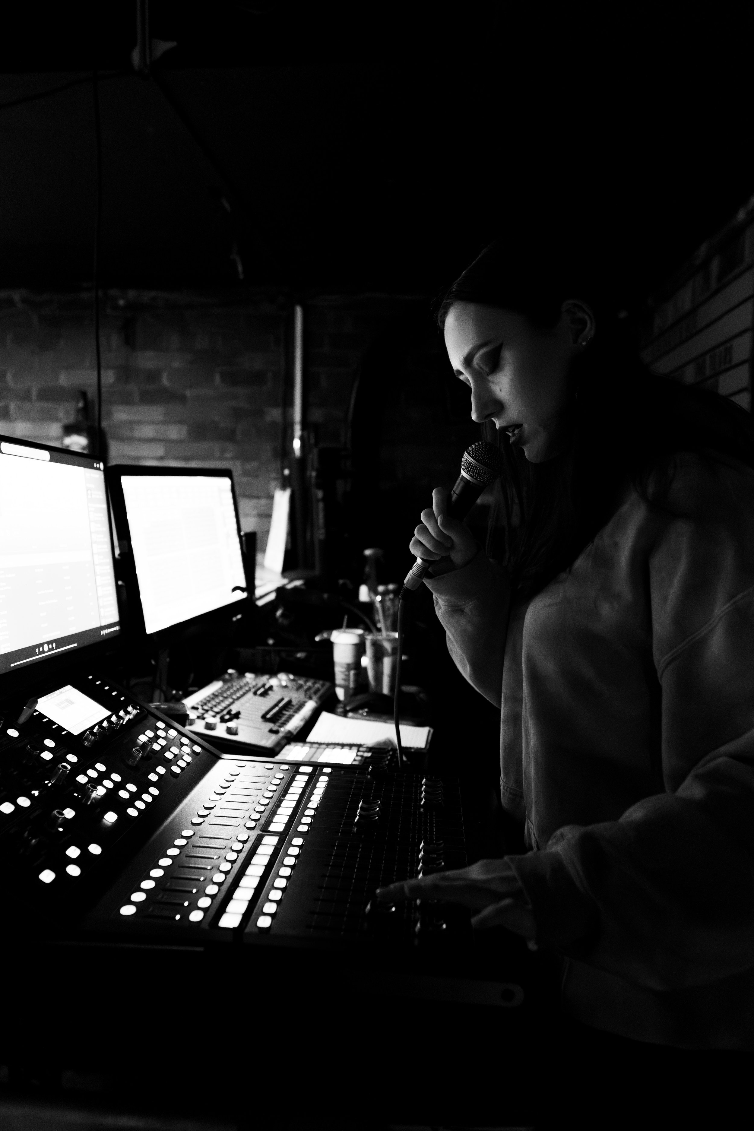 ellie soundcheck -37.jpg