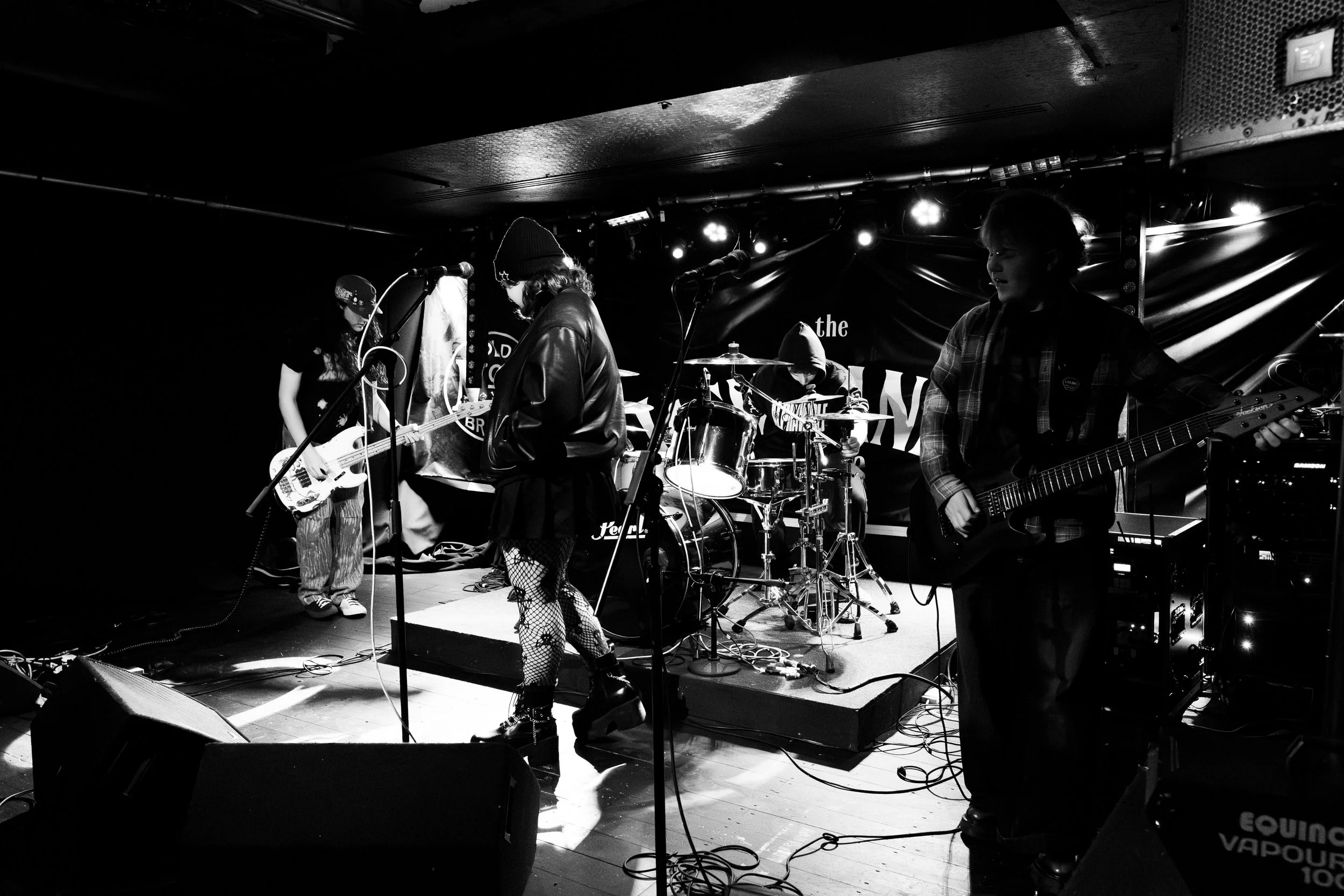 ellie soundcheck -34.jpg