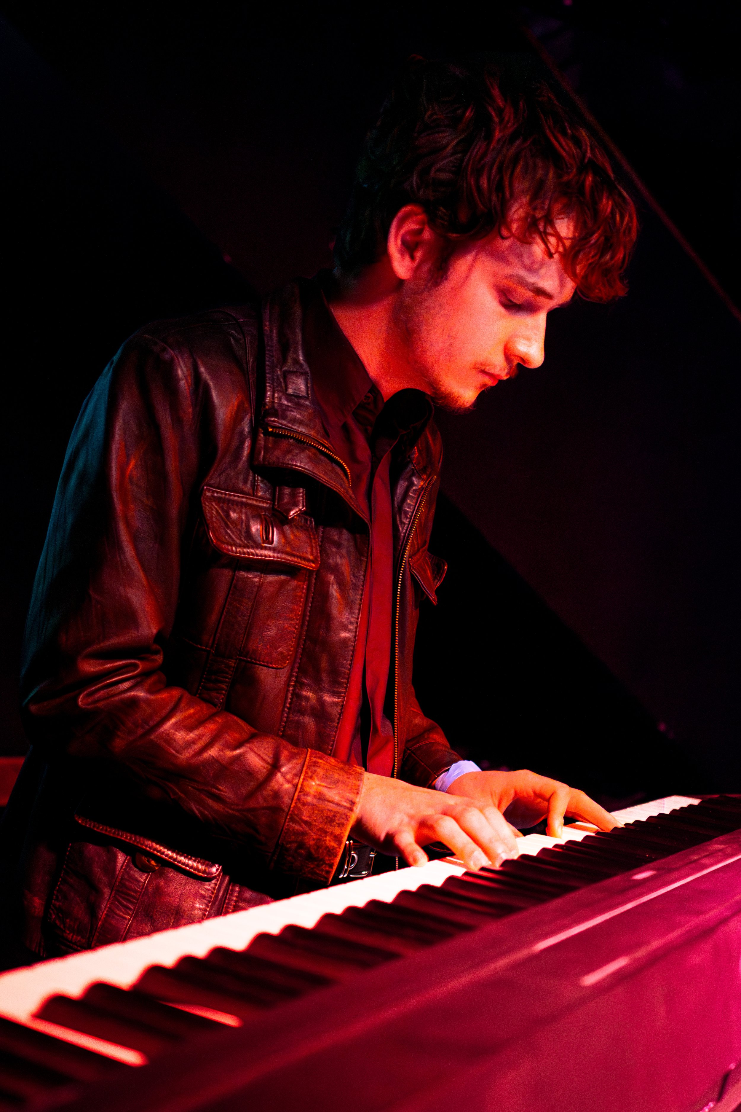 erin lilly compact-3.jpg