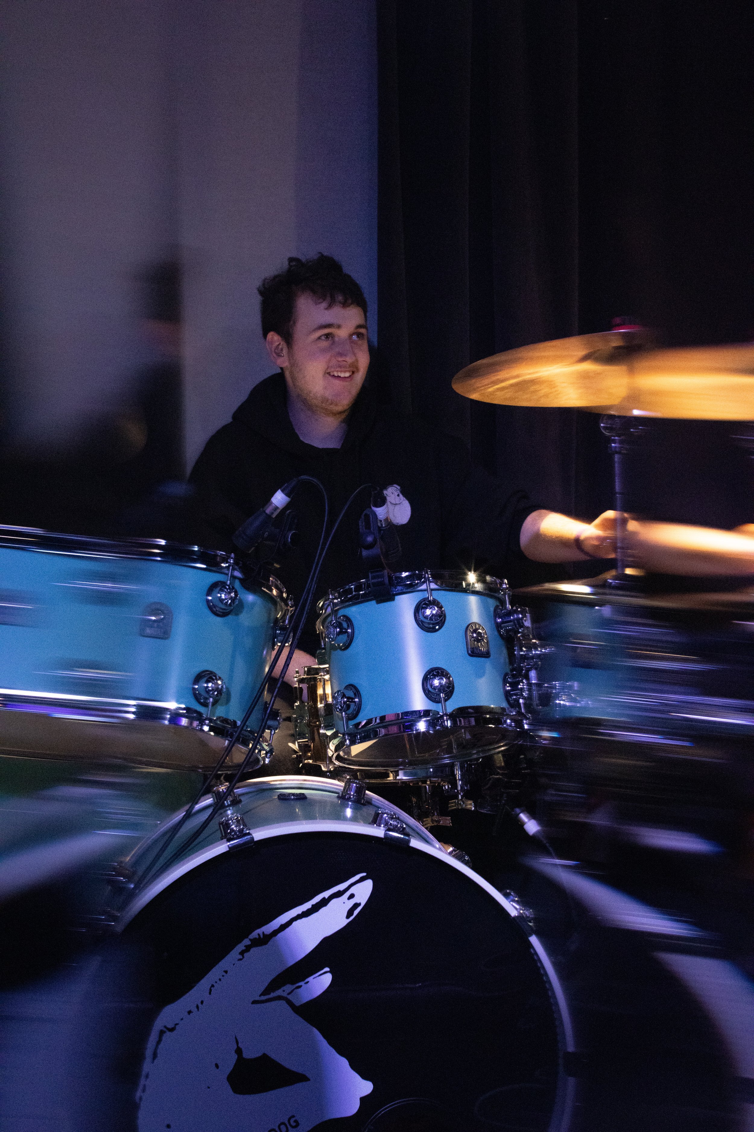 wooden dog o2 academy -05.jpg