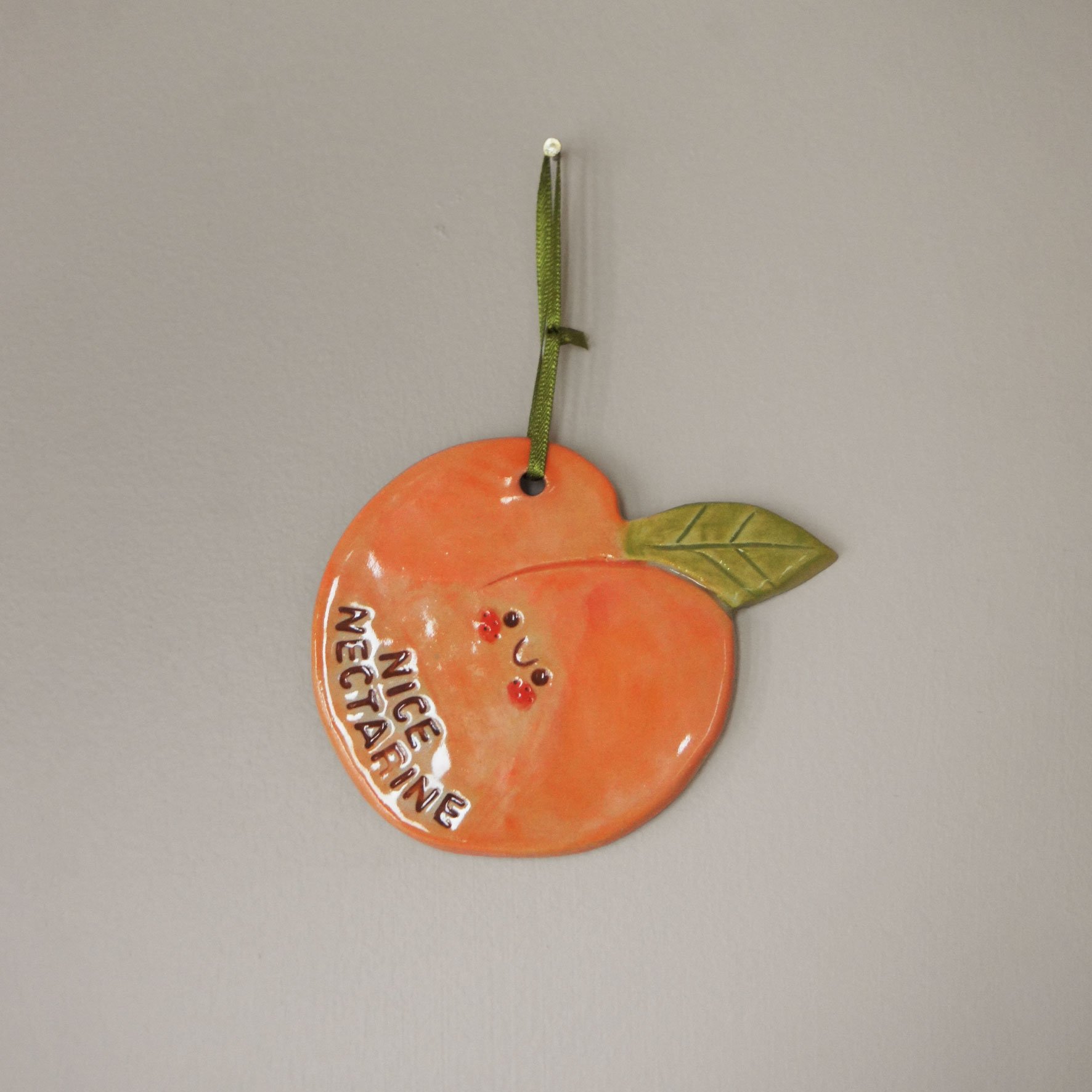 NICE_NECTARINE_BRIGHT_1.jpg