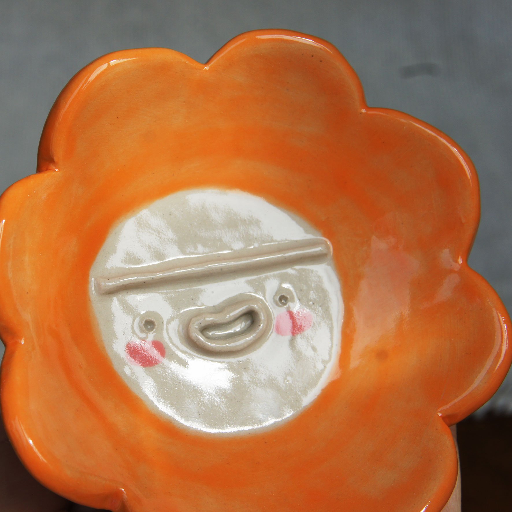 ORANGE_FLOWER_PLATE_3.jpg