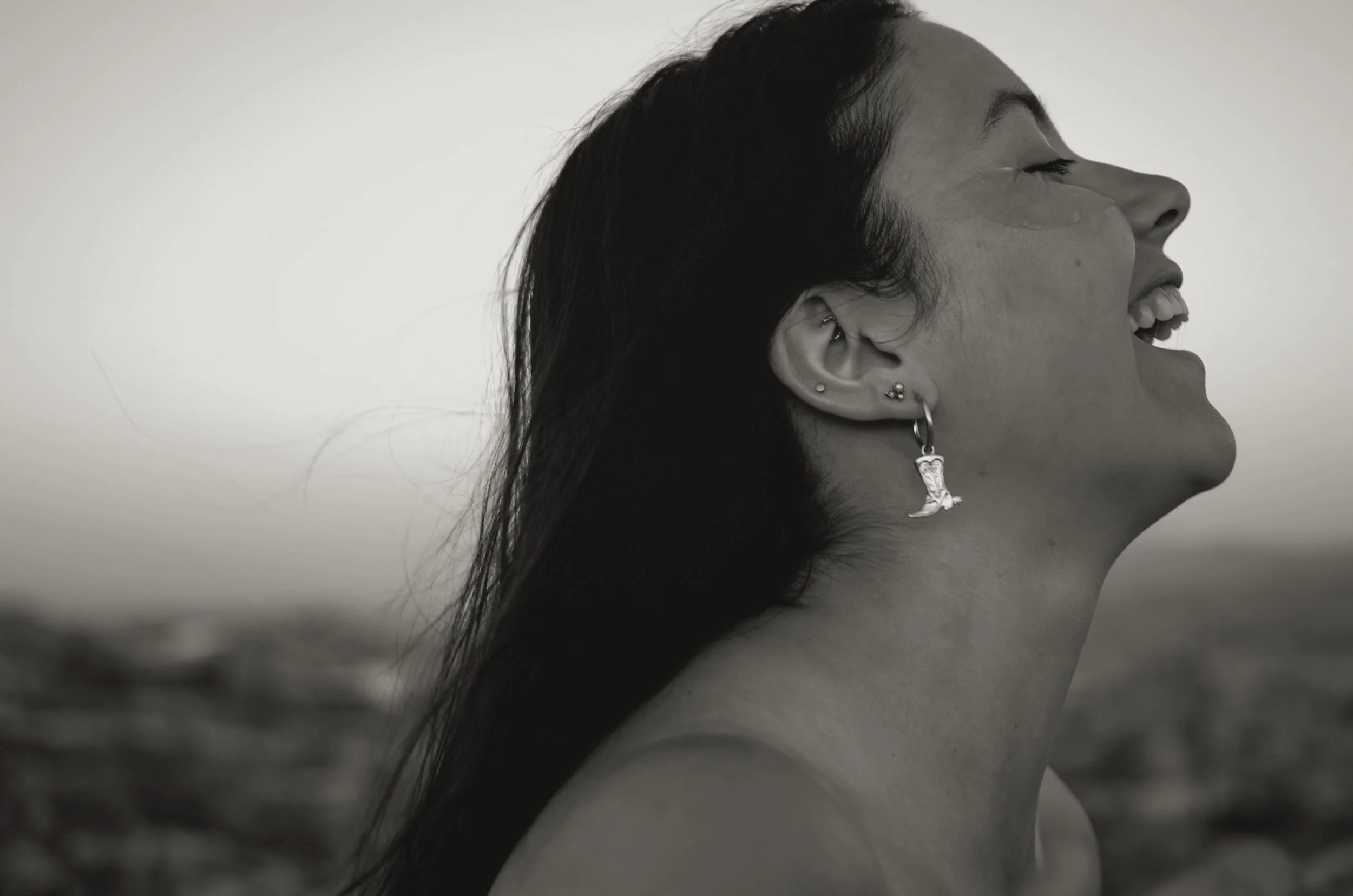 Hydrating eye patches