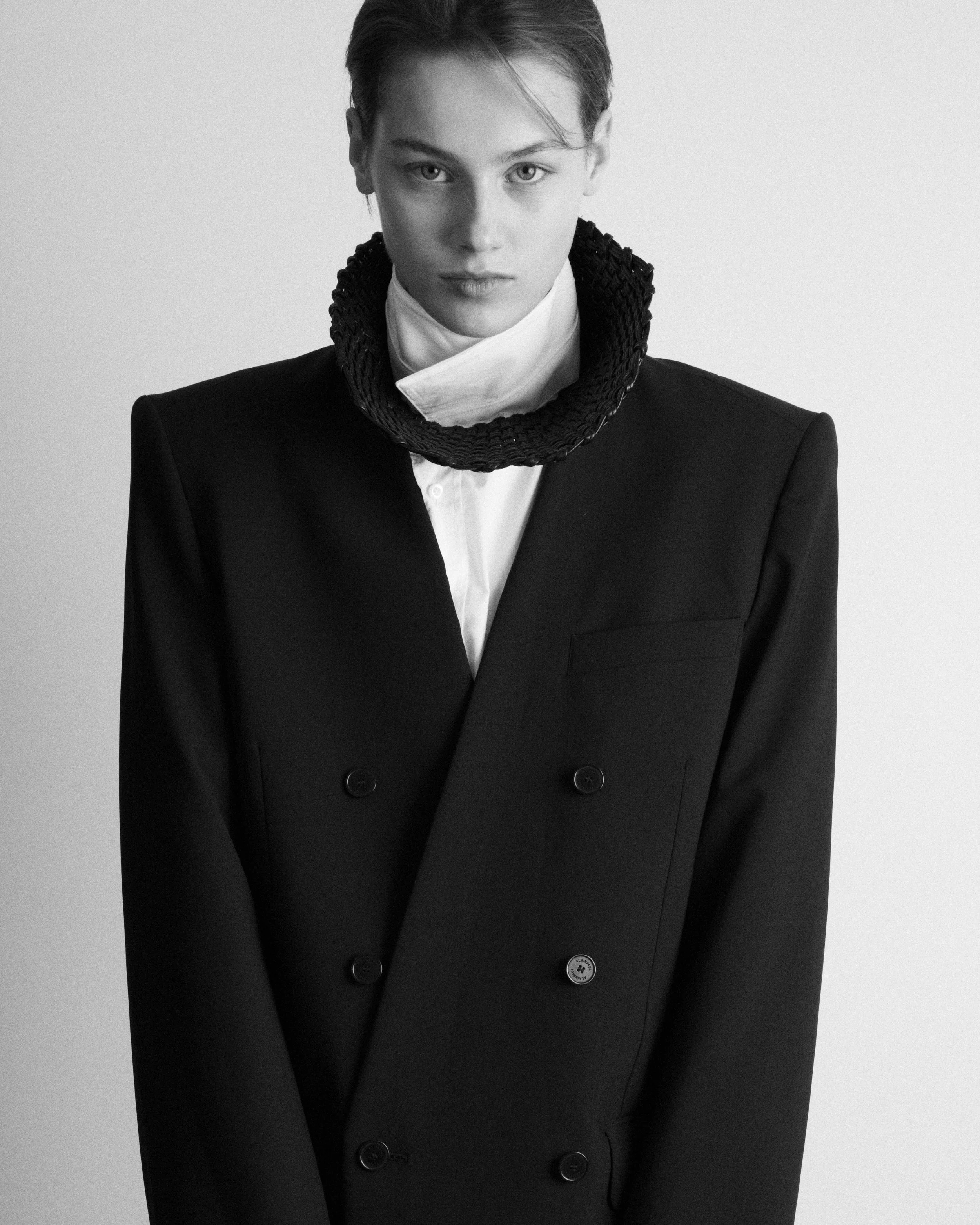 251108_Higher_Than_The_Sun_Look_5_030 1.jpg