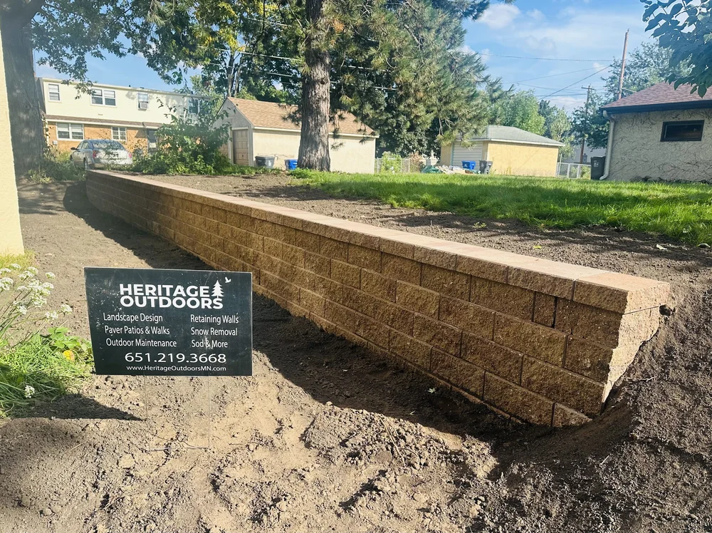 Completed Versa-Lok Standard retaining wall Harvest Blend — Como Park Saint Paul MN — Heritage Outdoors 2025