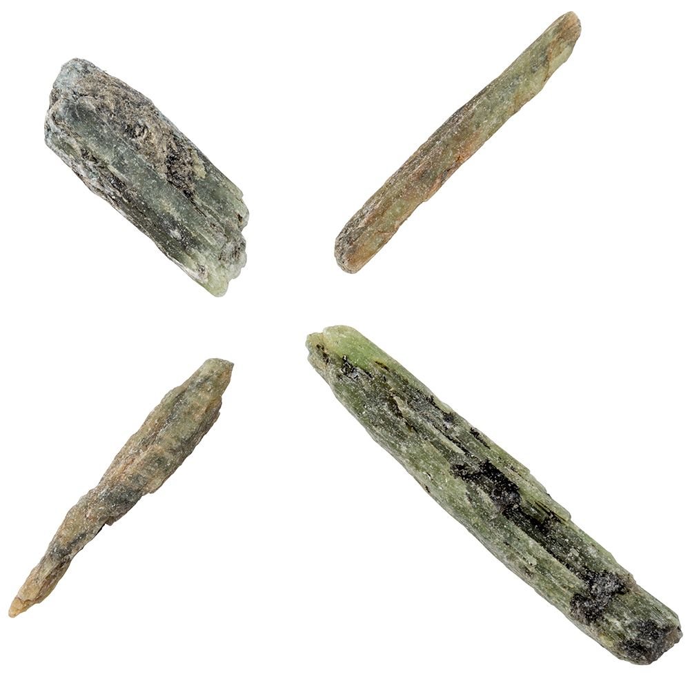 13060229_green_kyanite_blades_3-4_-2.jpg