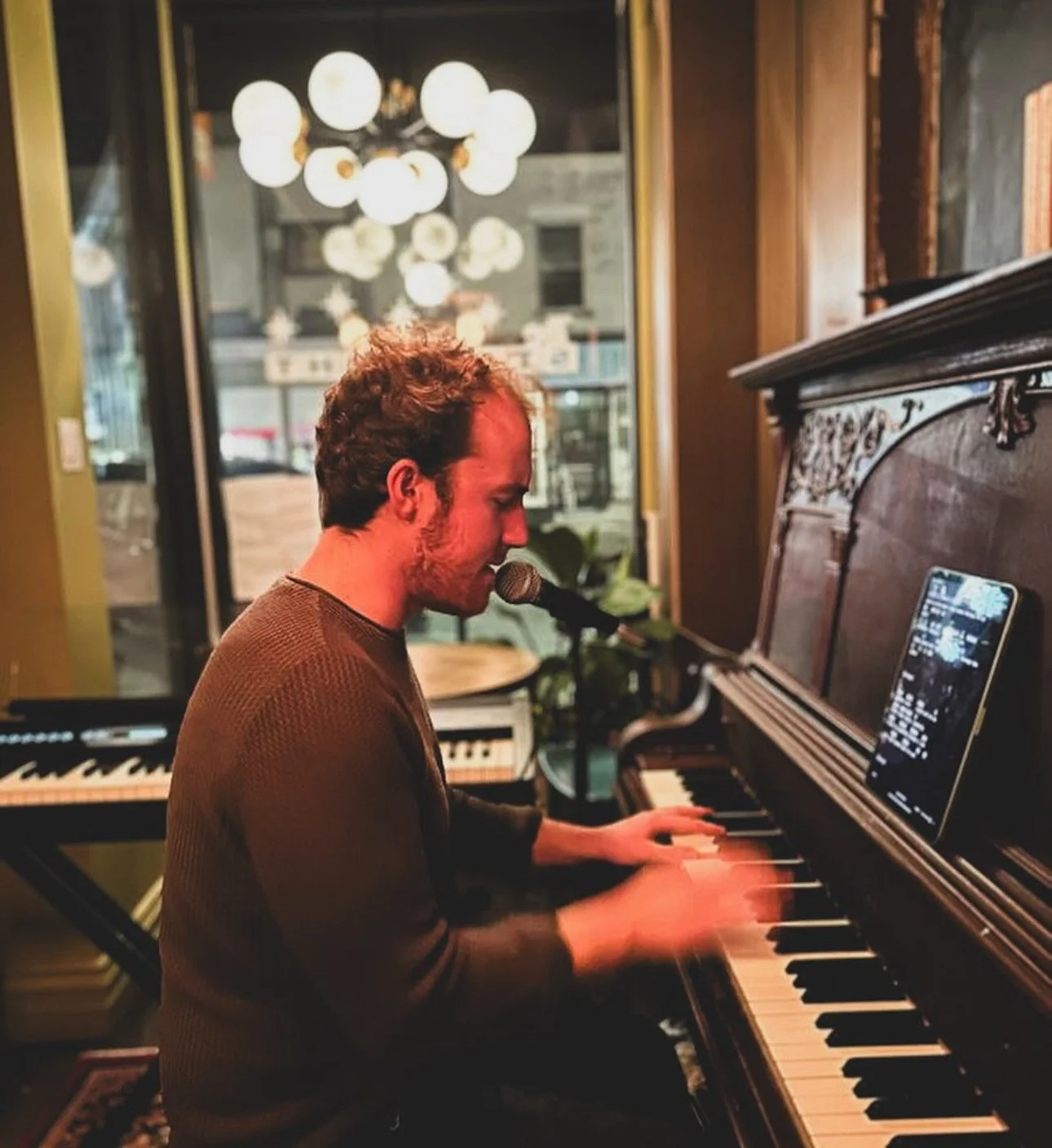 Sunday Jazz @ The Starlight ft Myles Avigdor