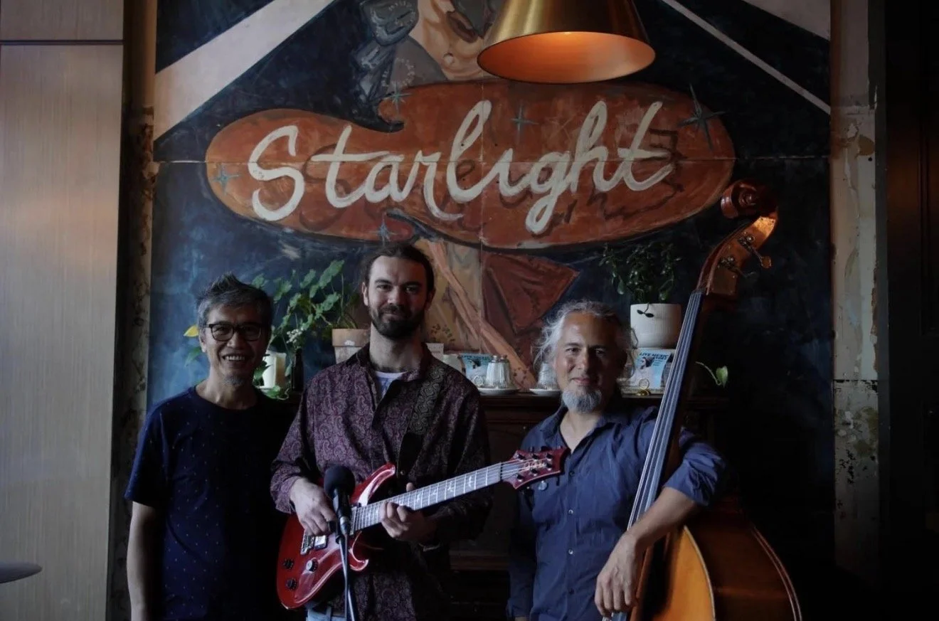 Sunday Jazz w The railway trio