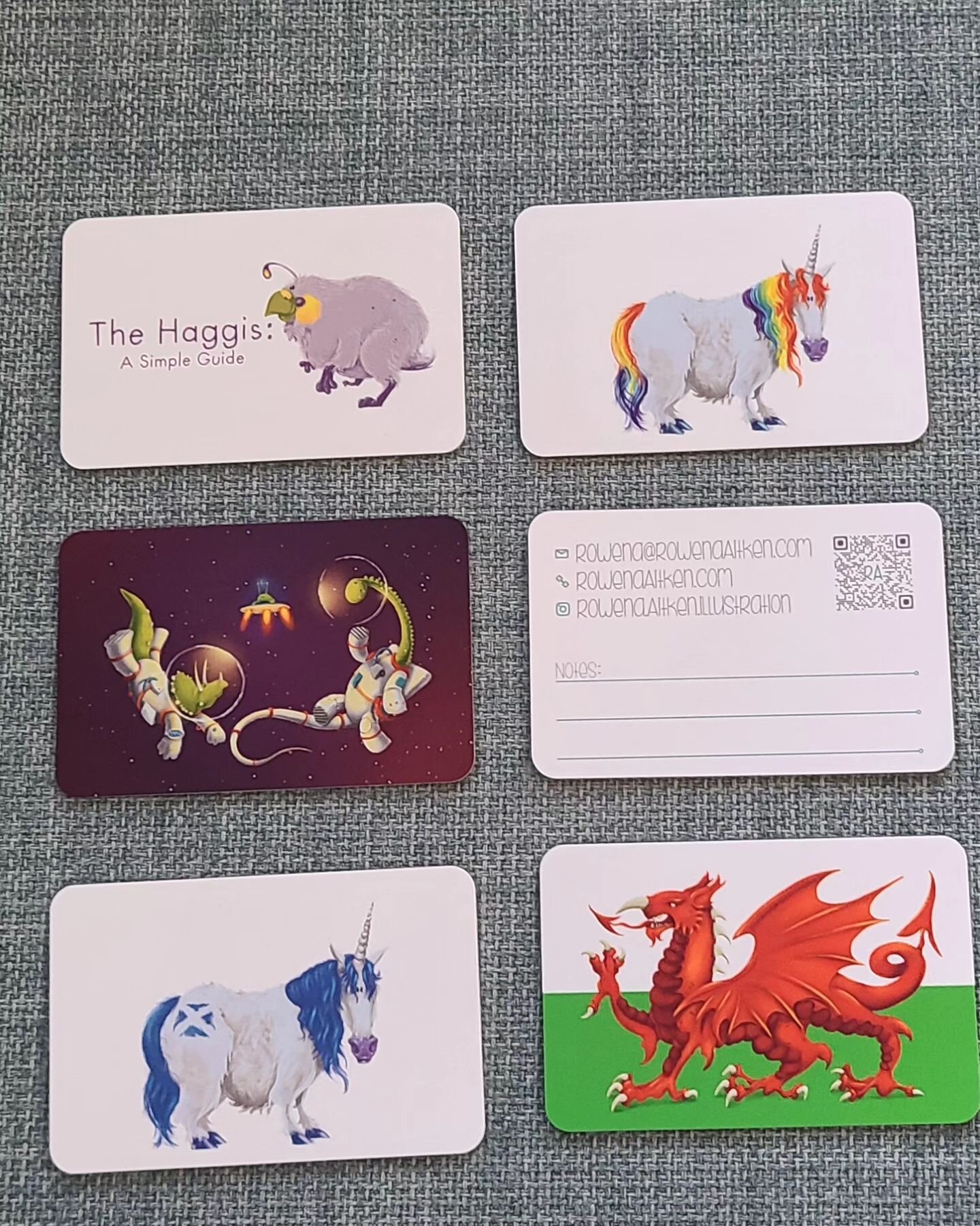 New business cards from @moo! The backs have my details along with a QR code which links to my website. Always very happy with the quality!

Use my link to get 25% off your first order! https://refer.moo.com/s/rowena2

#illustration #illustrator #moo
