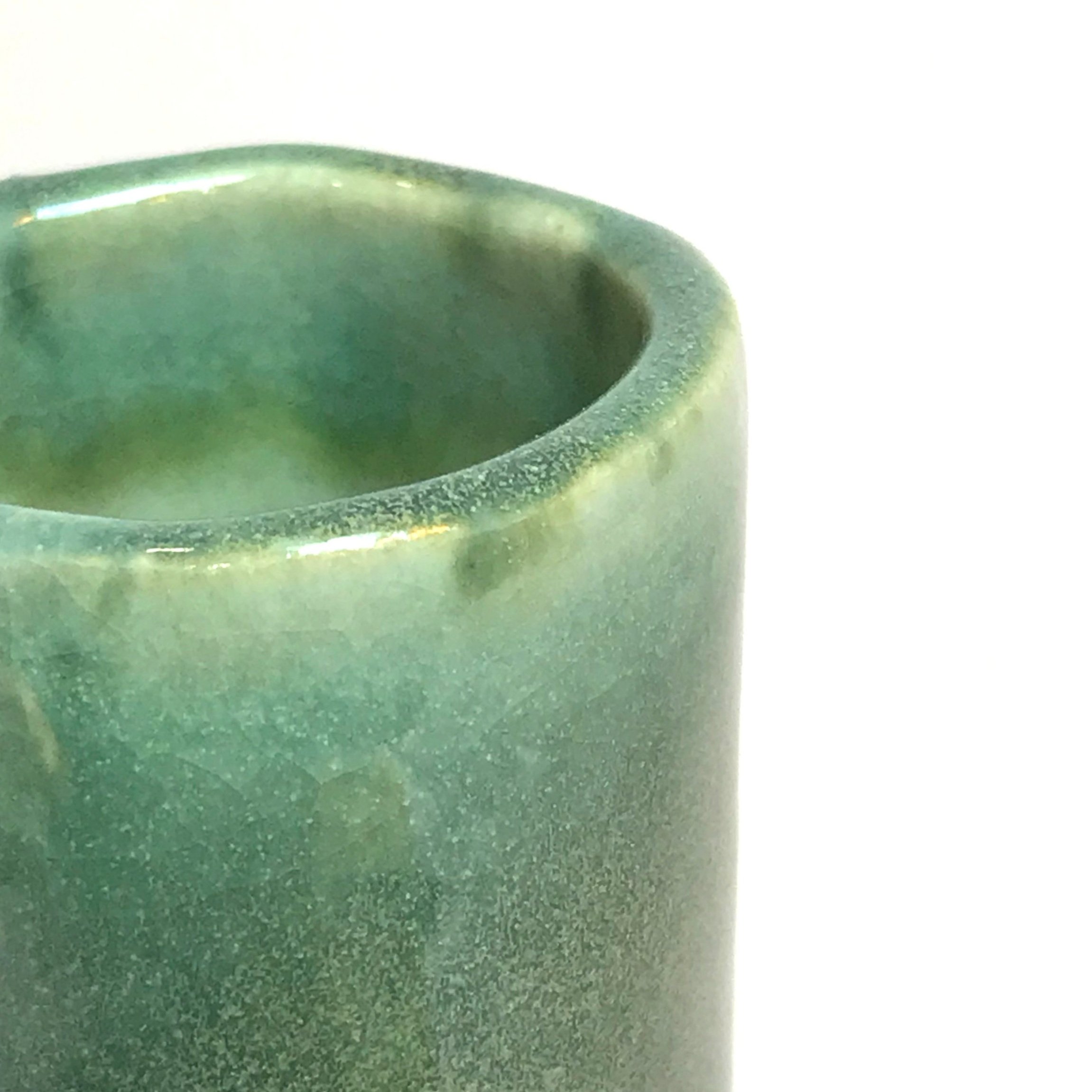 203_BeakerVase_2_edit.jpg