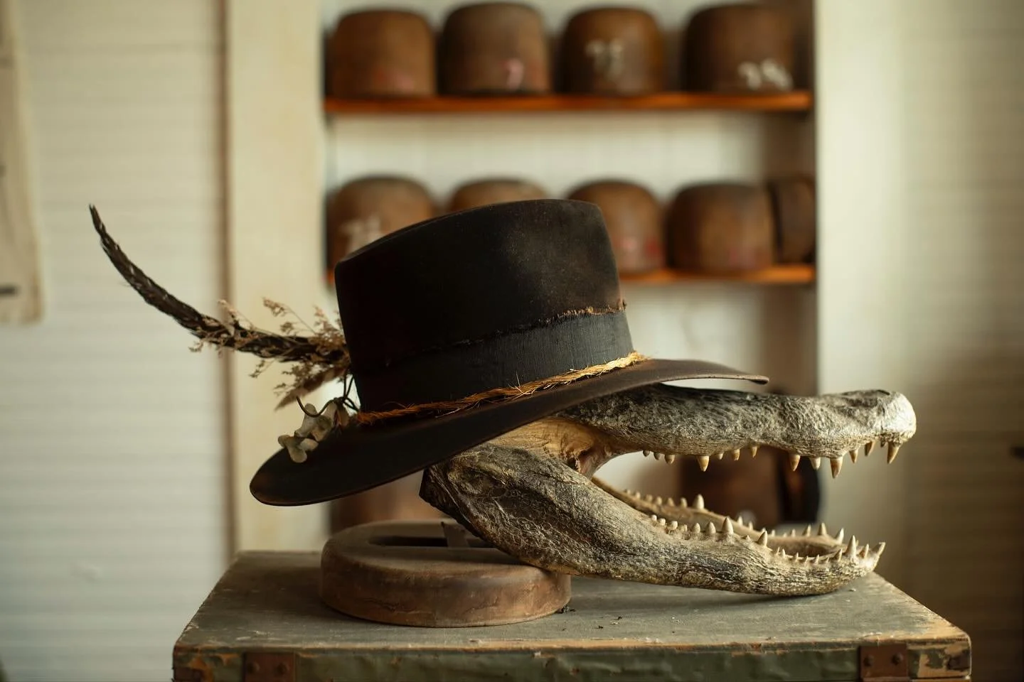 - Swamp Witch Shit. Made for Duyen. Hog bones and alligator teeth. Nutria felt. All the fixin’s.
#TilDeathHatCo #Millinery #Ybor