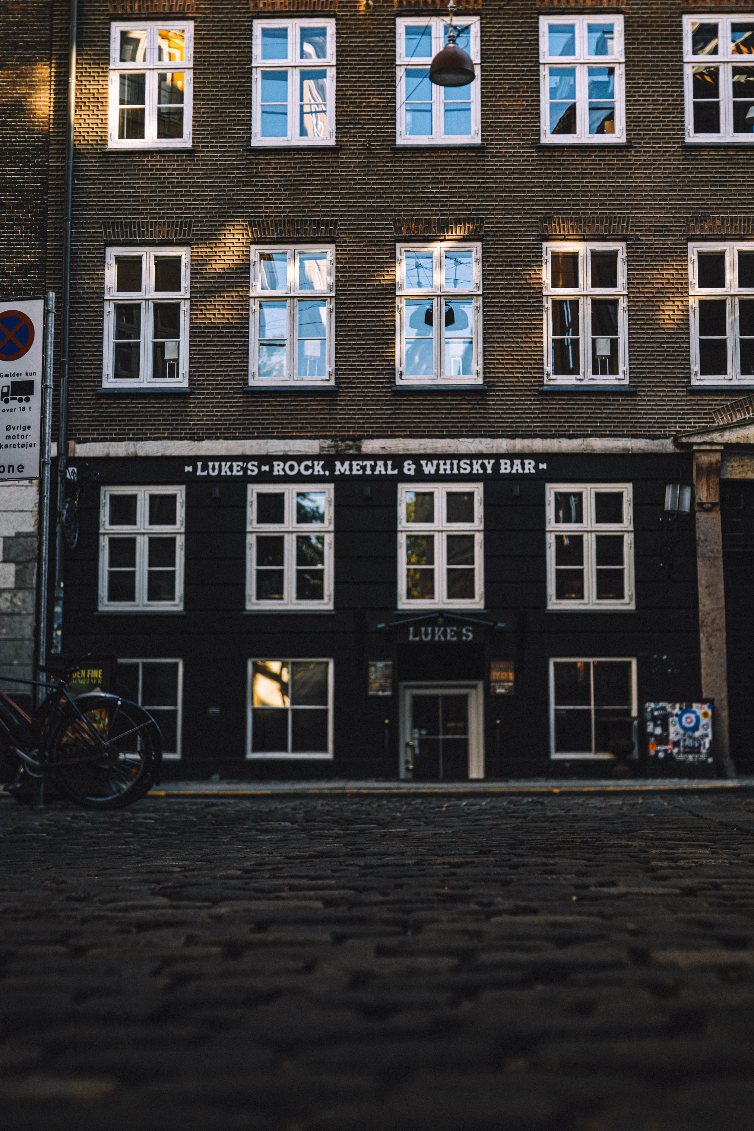 CPH-165.jpg