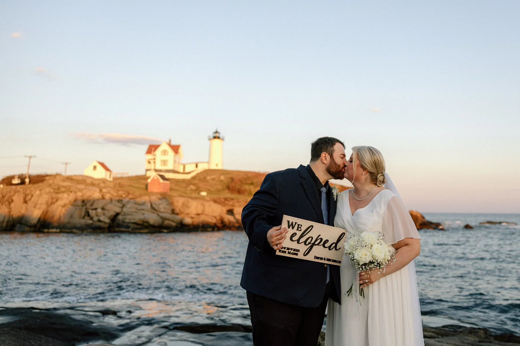 Nubble Lighthouse elopement in York, Maine: Michelle &amp; David