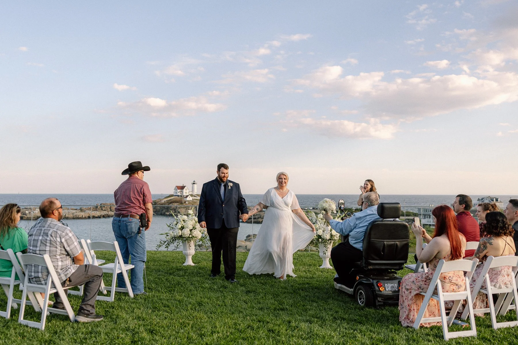 Elopement wedding ceremony at The Viewpoint Hotel York Maine