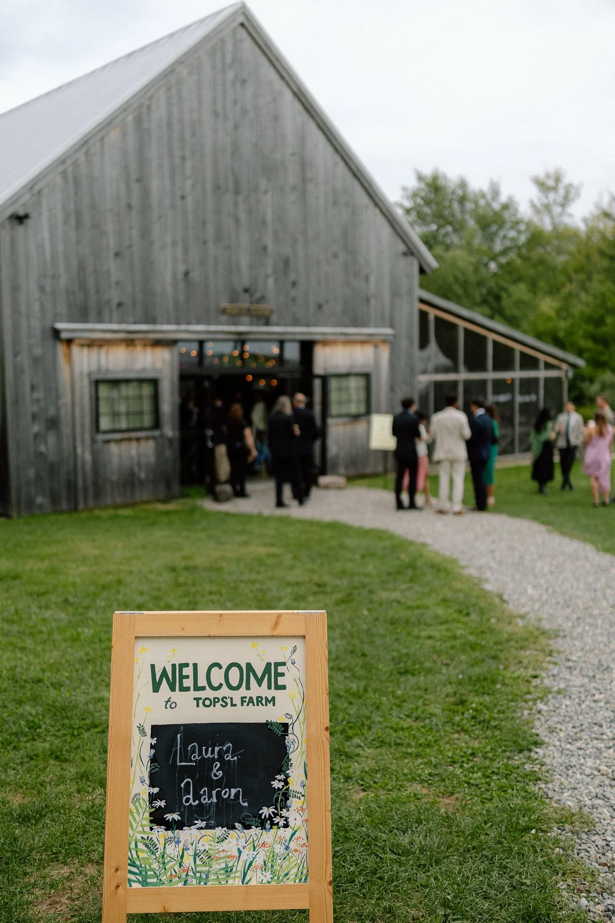 Tops'l Farm wedding reception