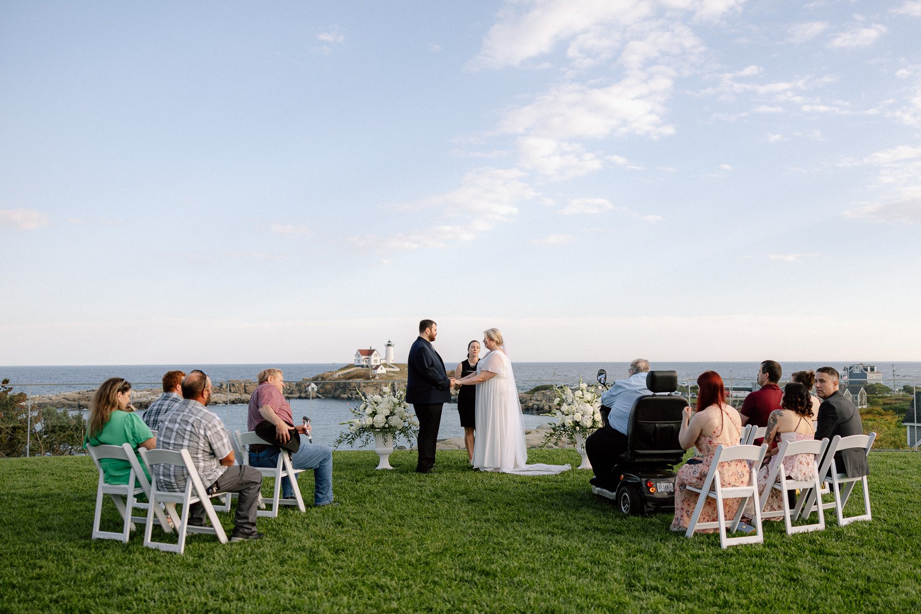 Wedding ceremony at the Viewpoint Hotel