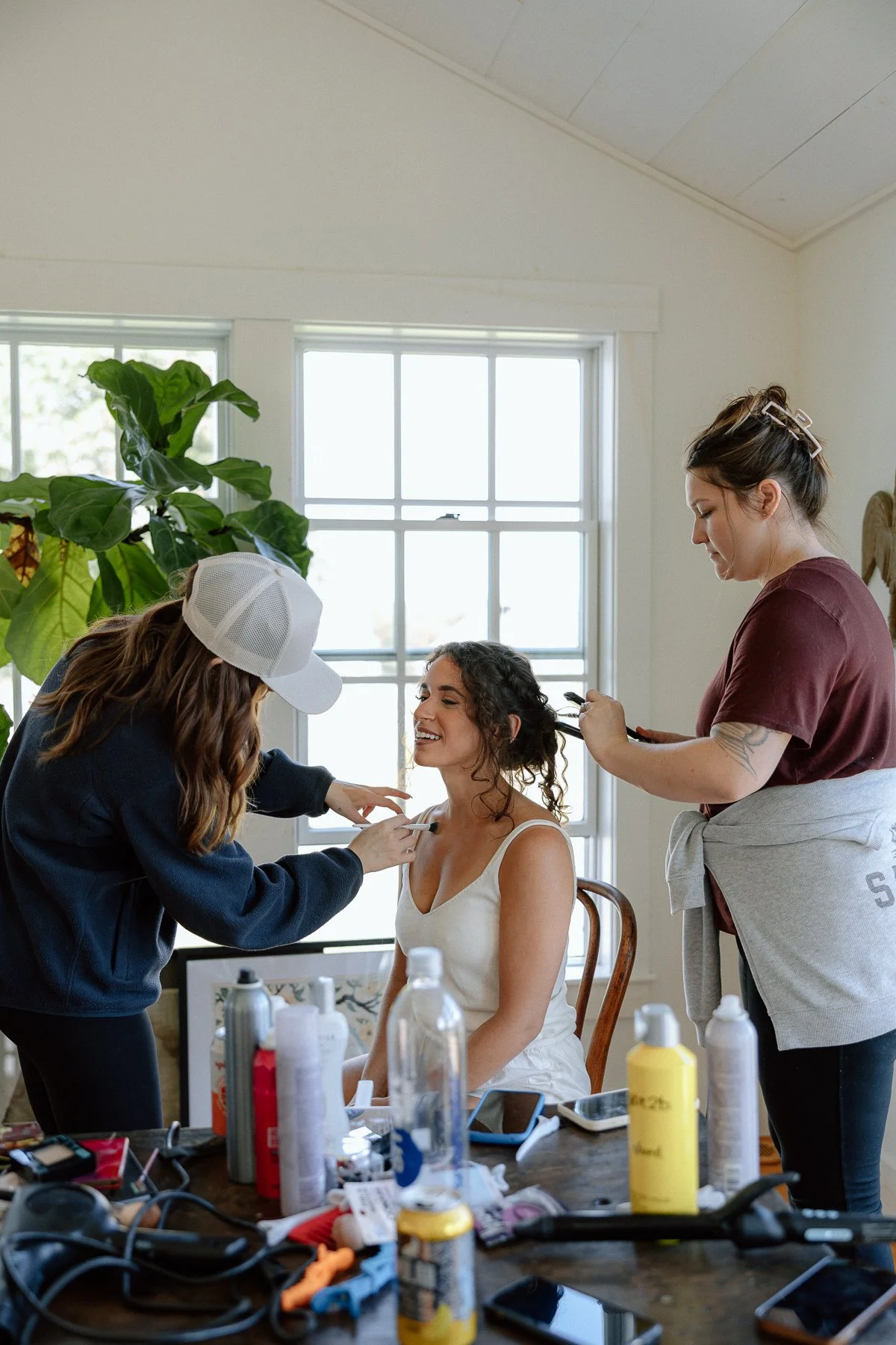 Tops'l Farm wedding getting ready