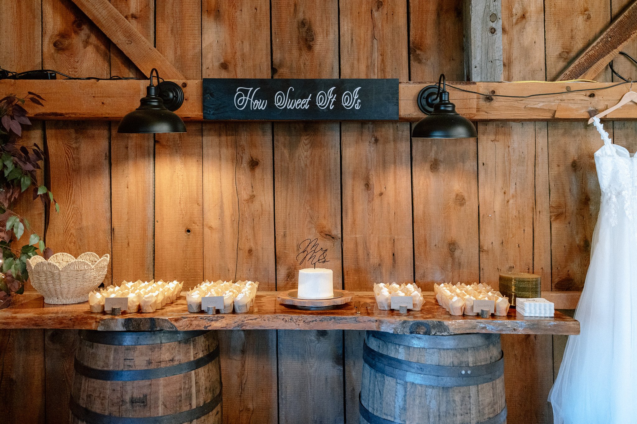 Hitching Post of Maine Wedding Cake