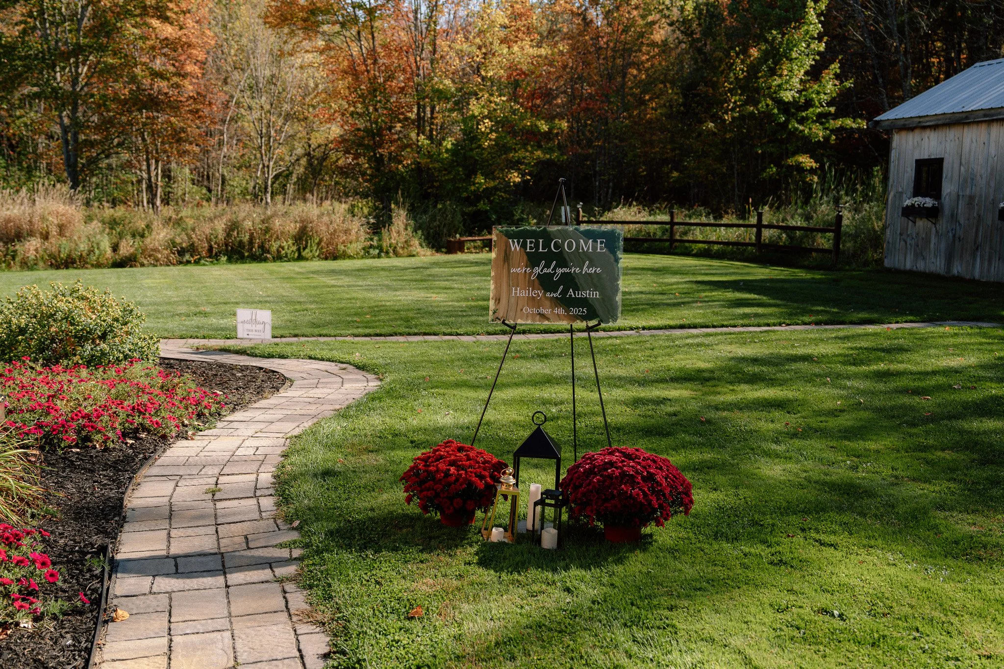 Hitching Post of Maine Wedding Details