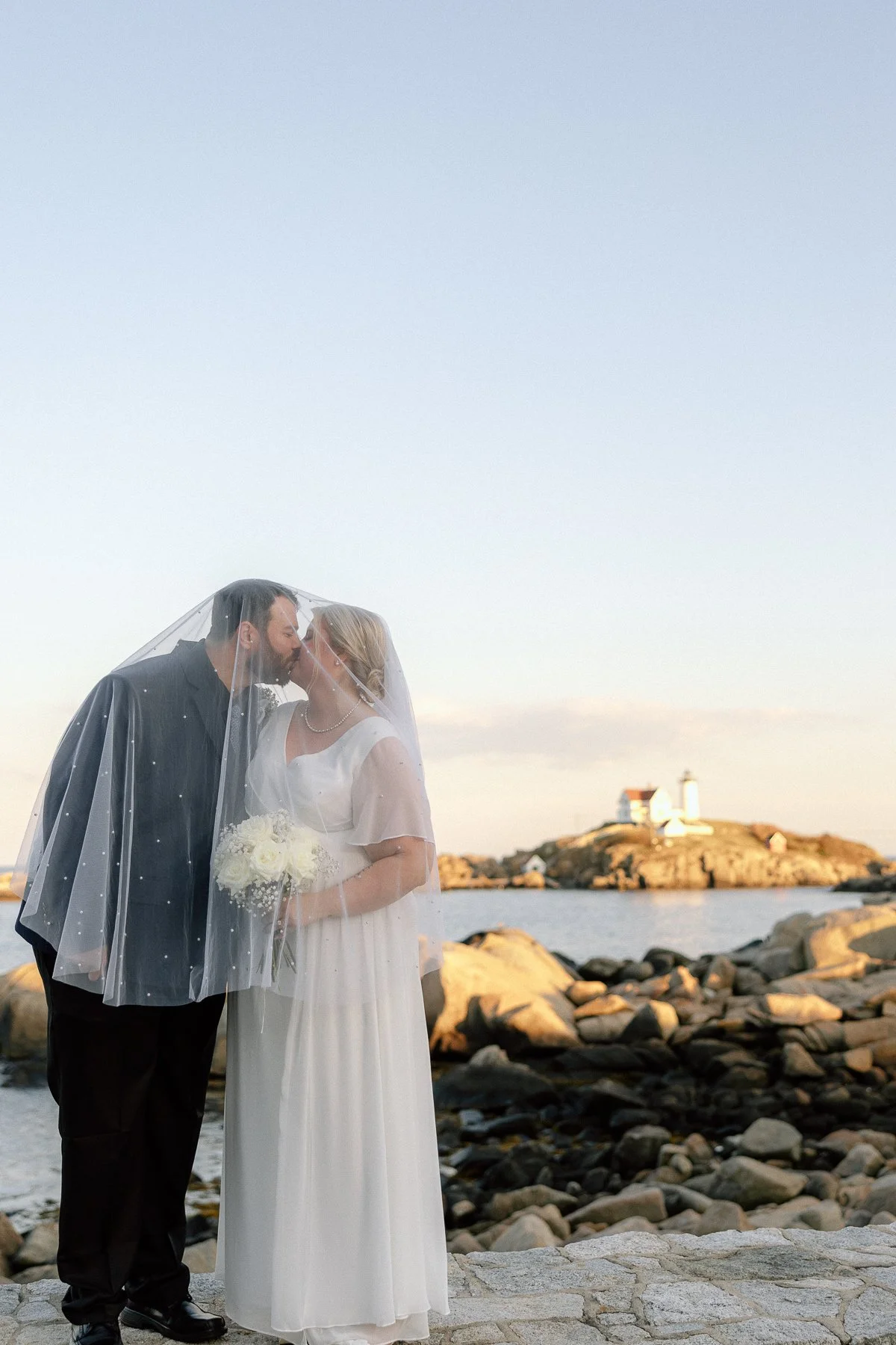 The Viewpoint Hotel wedding portrait